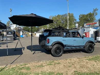 Ford Bronco Humbra Folding Hitch With Canopy IMG_6143