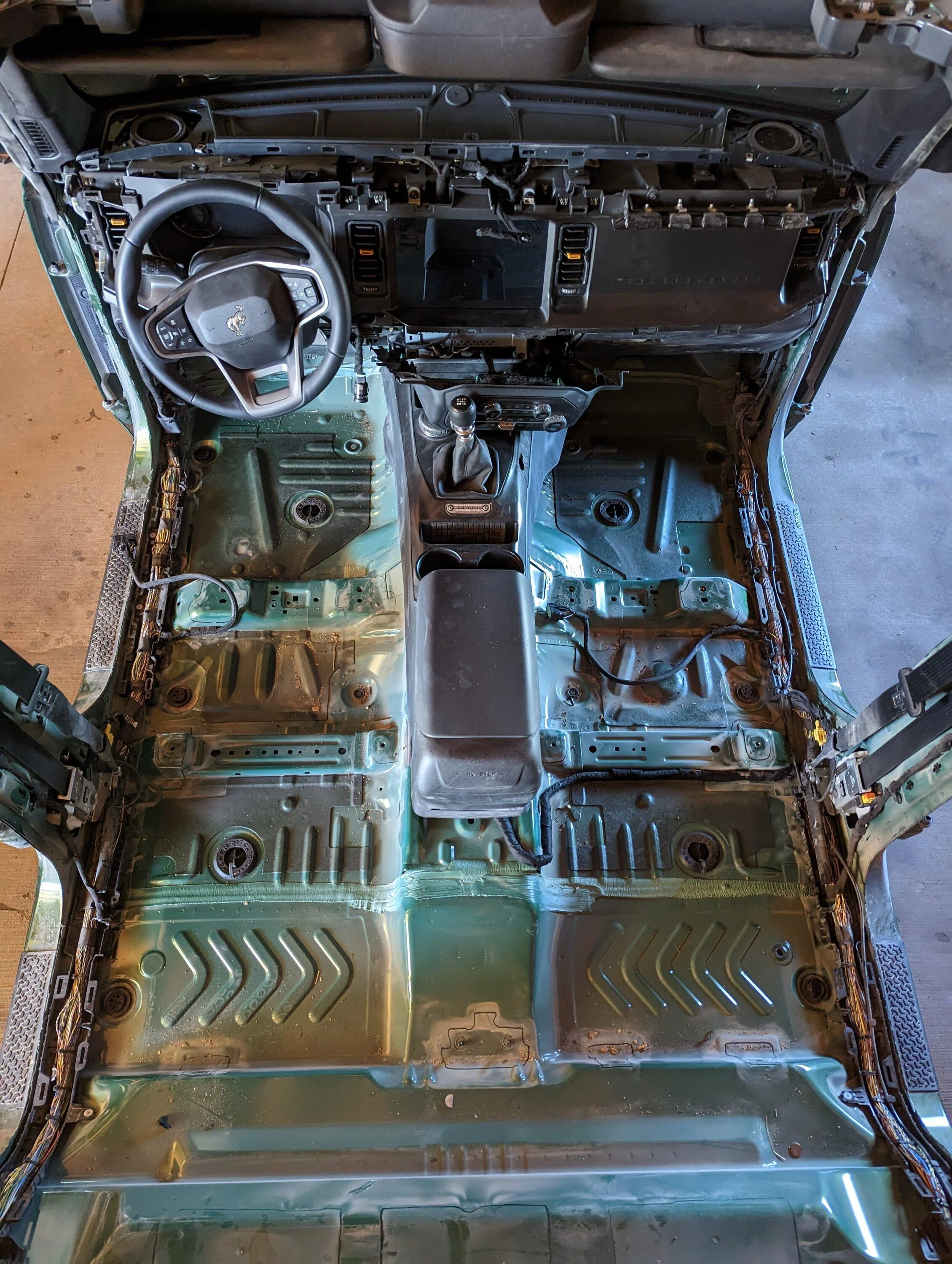 Ford Bronco Stereo Overhaul - Mild Documentation PXL_20230412_152741913