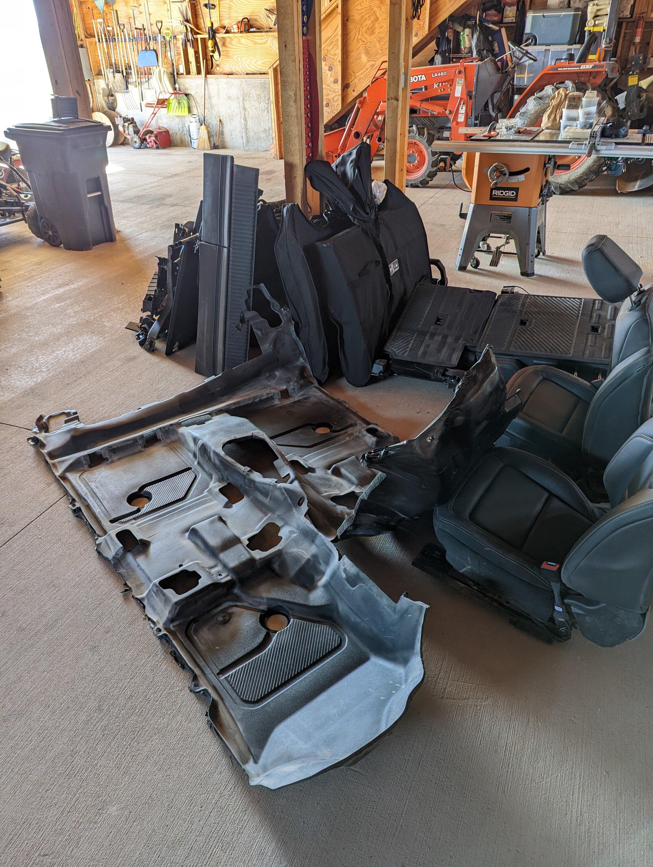 Ford Bronco Stereo Overhaul - Mild Documentation PXL_20230412_153257760