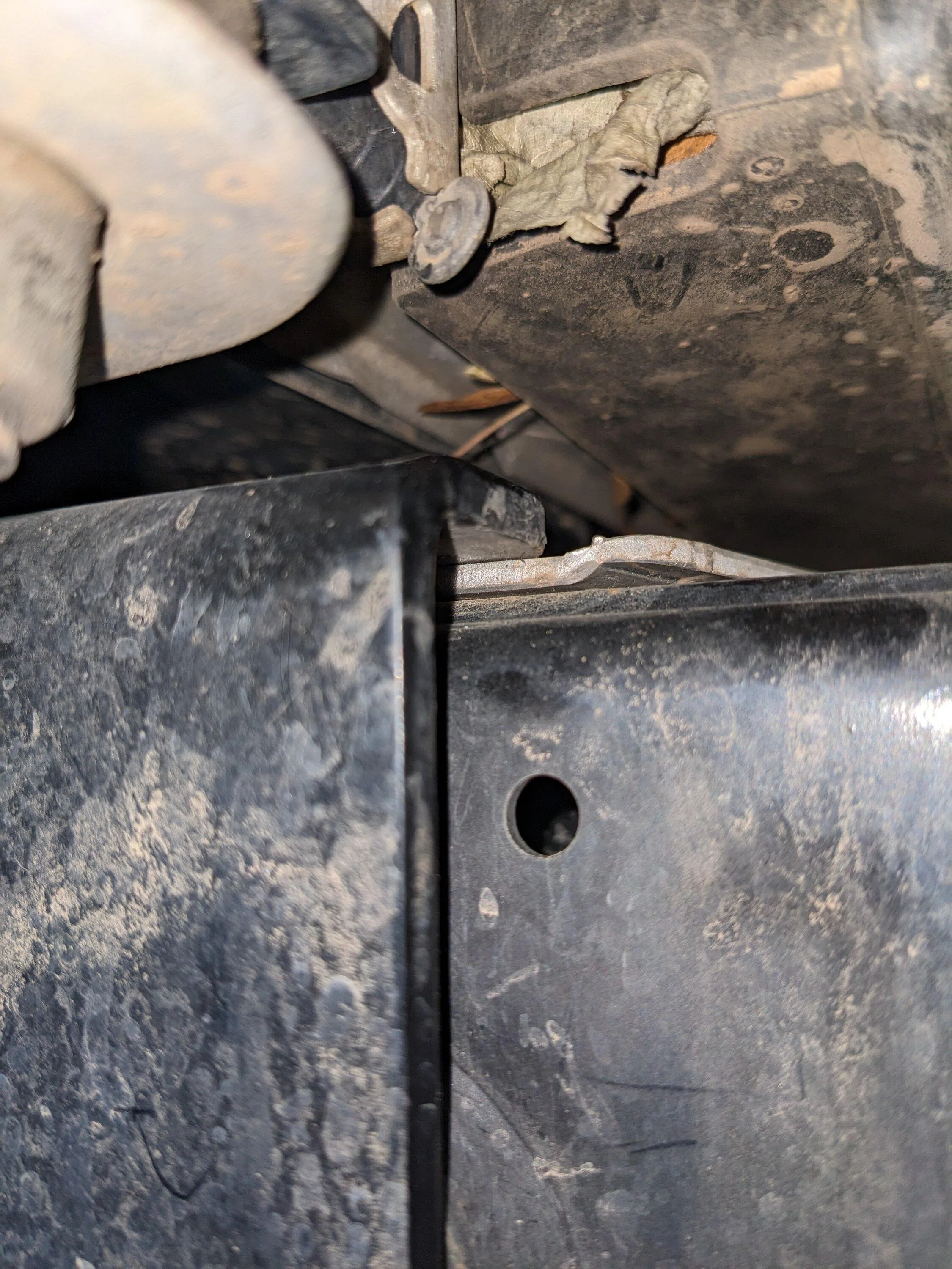 Ford Bronco Damage while using winch on improperly installed Rough Country High Mount 1681332359876