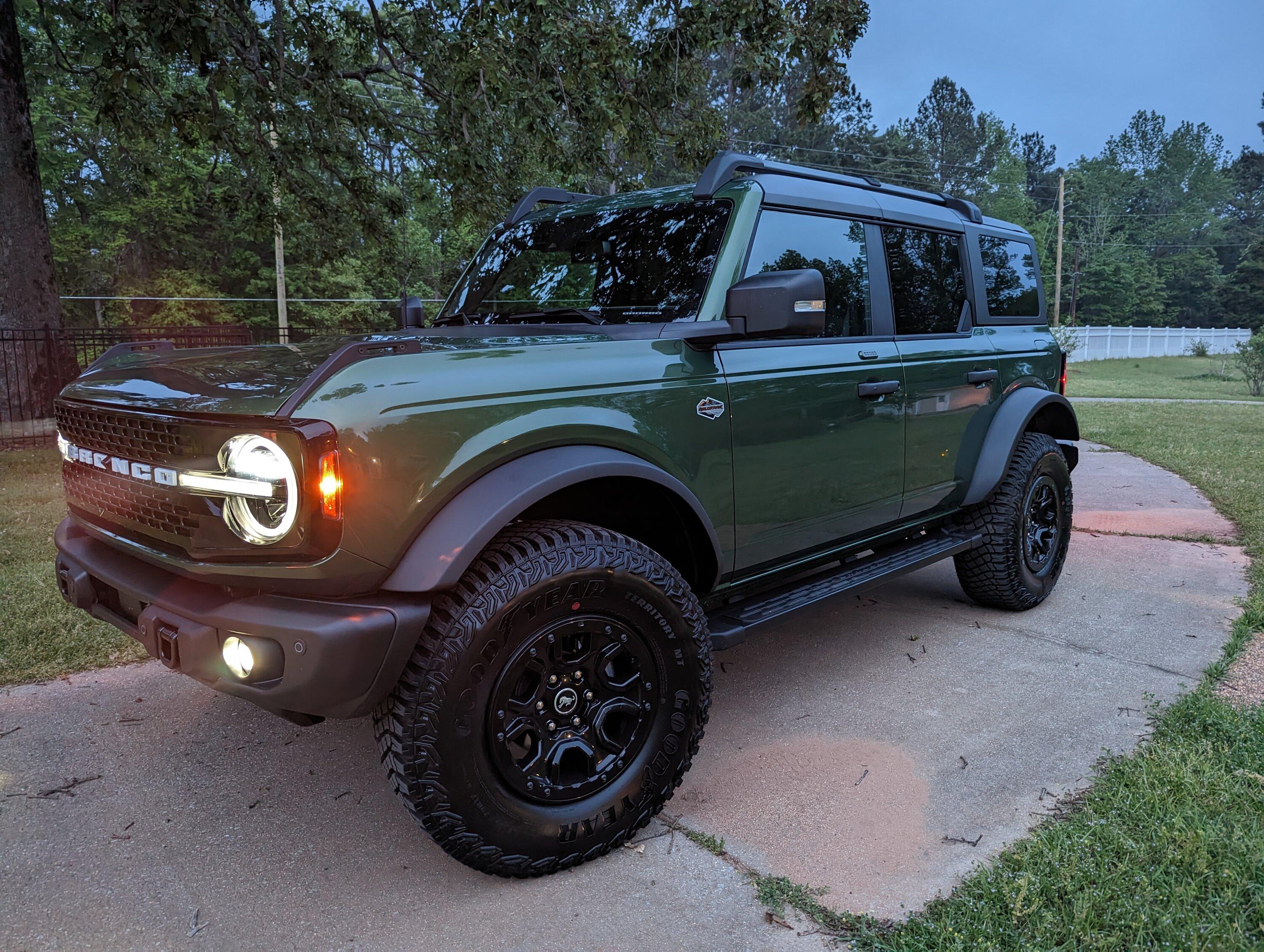 Ford Bronco 3-27-2023 Build week PXL_20230413_003243747
