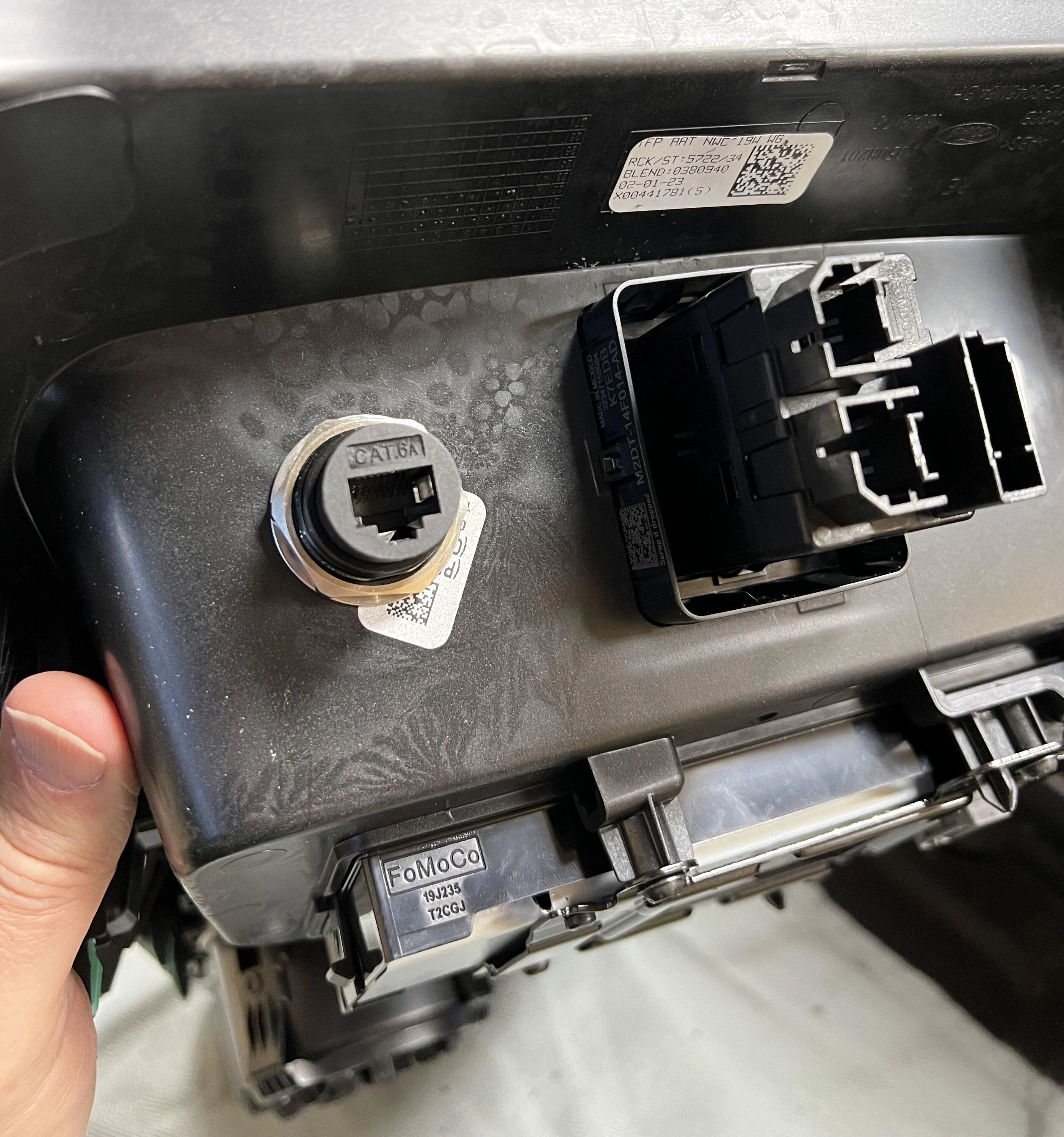 Ford Bronco Very Clean Midland MXT575 GMRS Radio Install with Mountains2Metal Bracket and 67 Designs Mic Mount IMG_1997