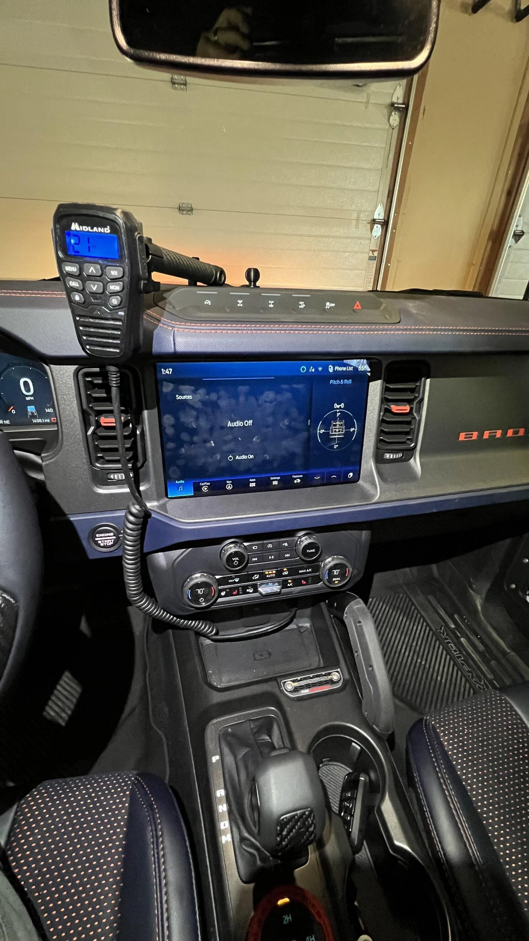 Ford Bronco Very Clean Midland MXT575 GMRS Radio Install with Mountains2Metal Bracket and 67 Designs Mic Mount IMG_2059