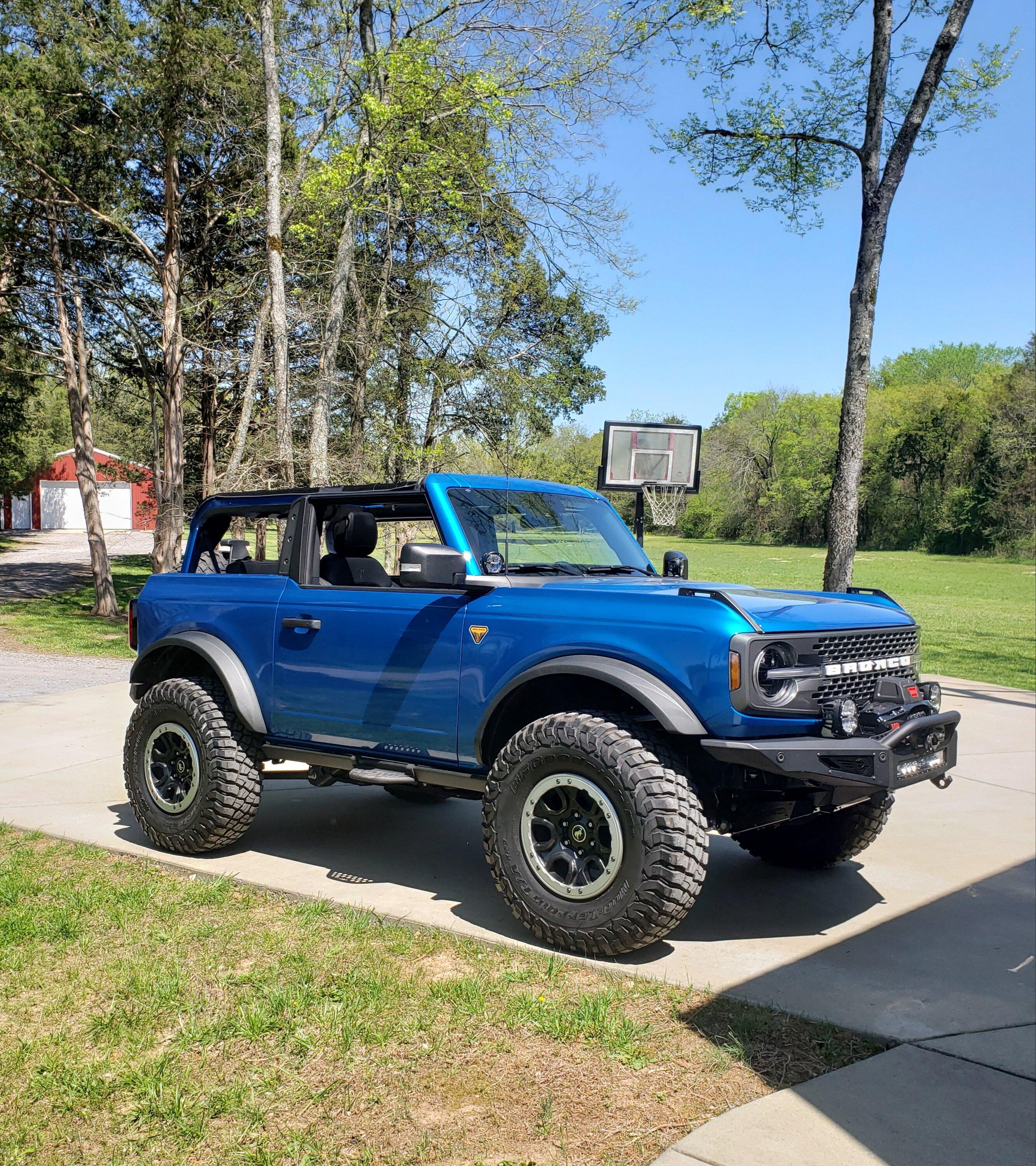 Ford Bronco Bronco Team 2 door. 20230413_075228