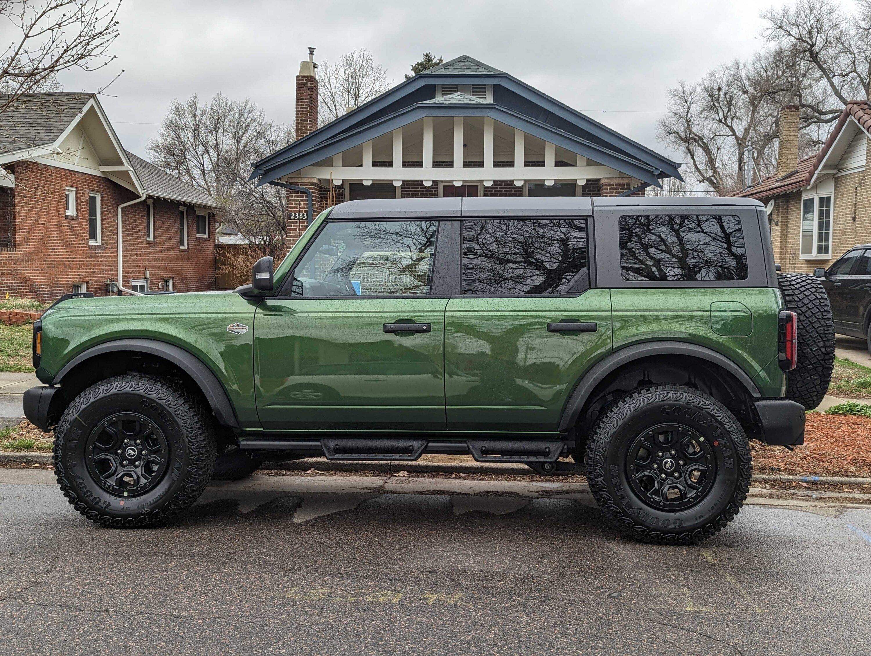 Ford Bronco ERUPTION GREEN Bronco Club Bronco_20230414