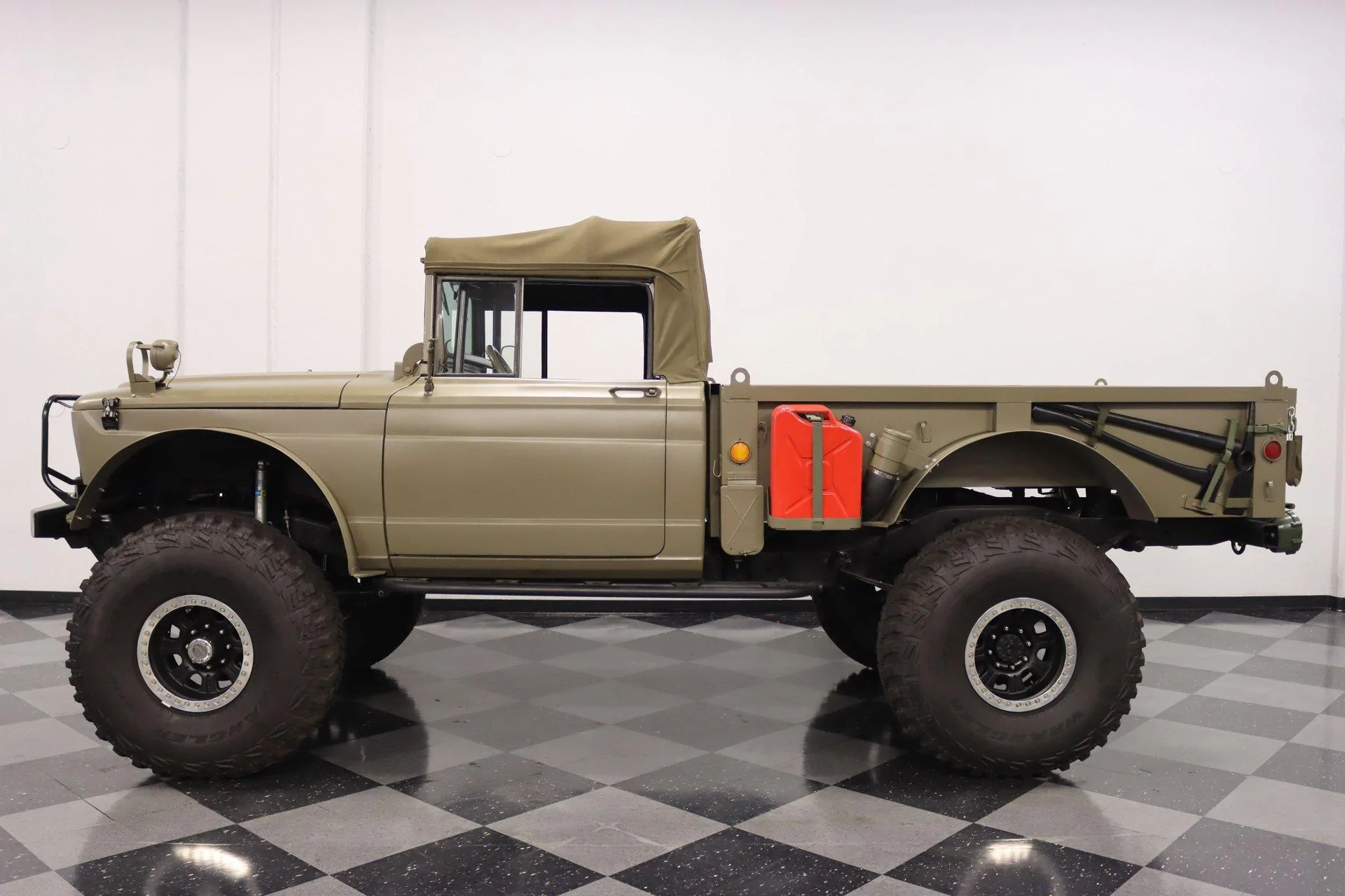 Ford Bronco Photoshop help 6BE378F9-E3E9-4809-BEAE-8C4DCC6A4D70