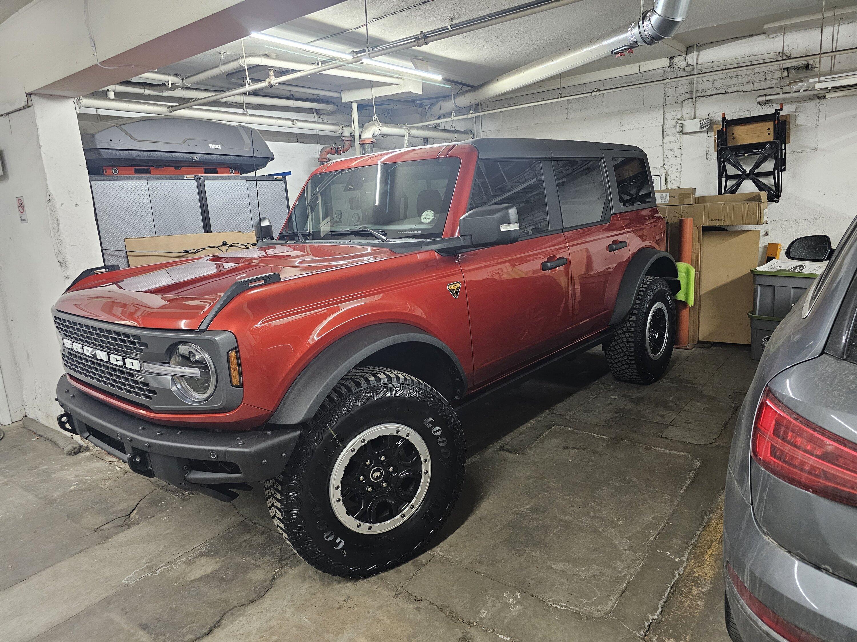 Ford Bronco HOT PEPPER RED Bronco Club 20230412_112839