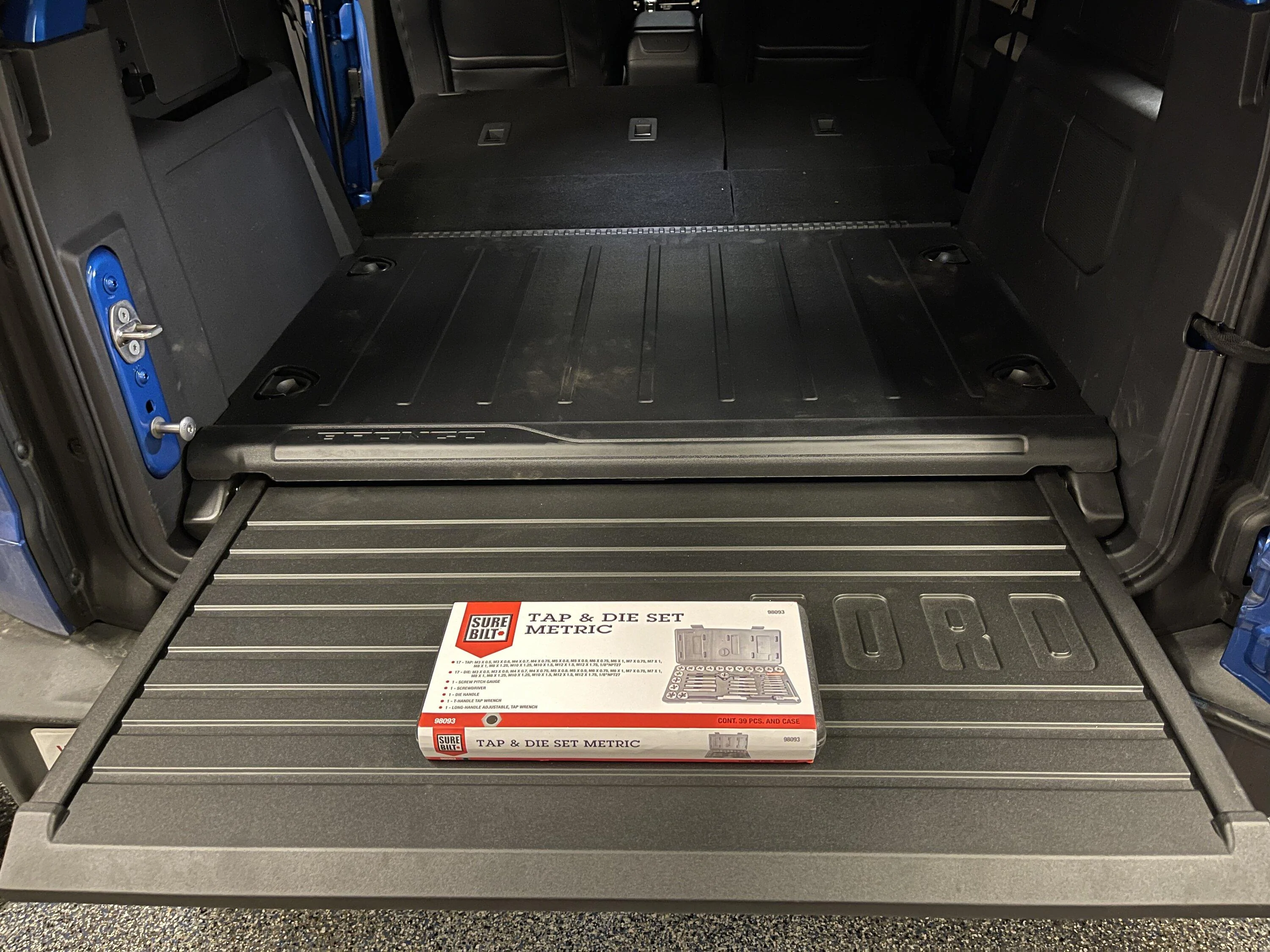 Ford Bronco Fixed! Slide out tailgate brackets missing threading?? 4EB5100B-D2C4-4D2B-AAD9-F586237653DD