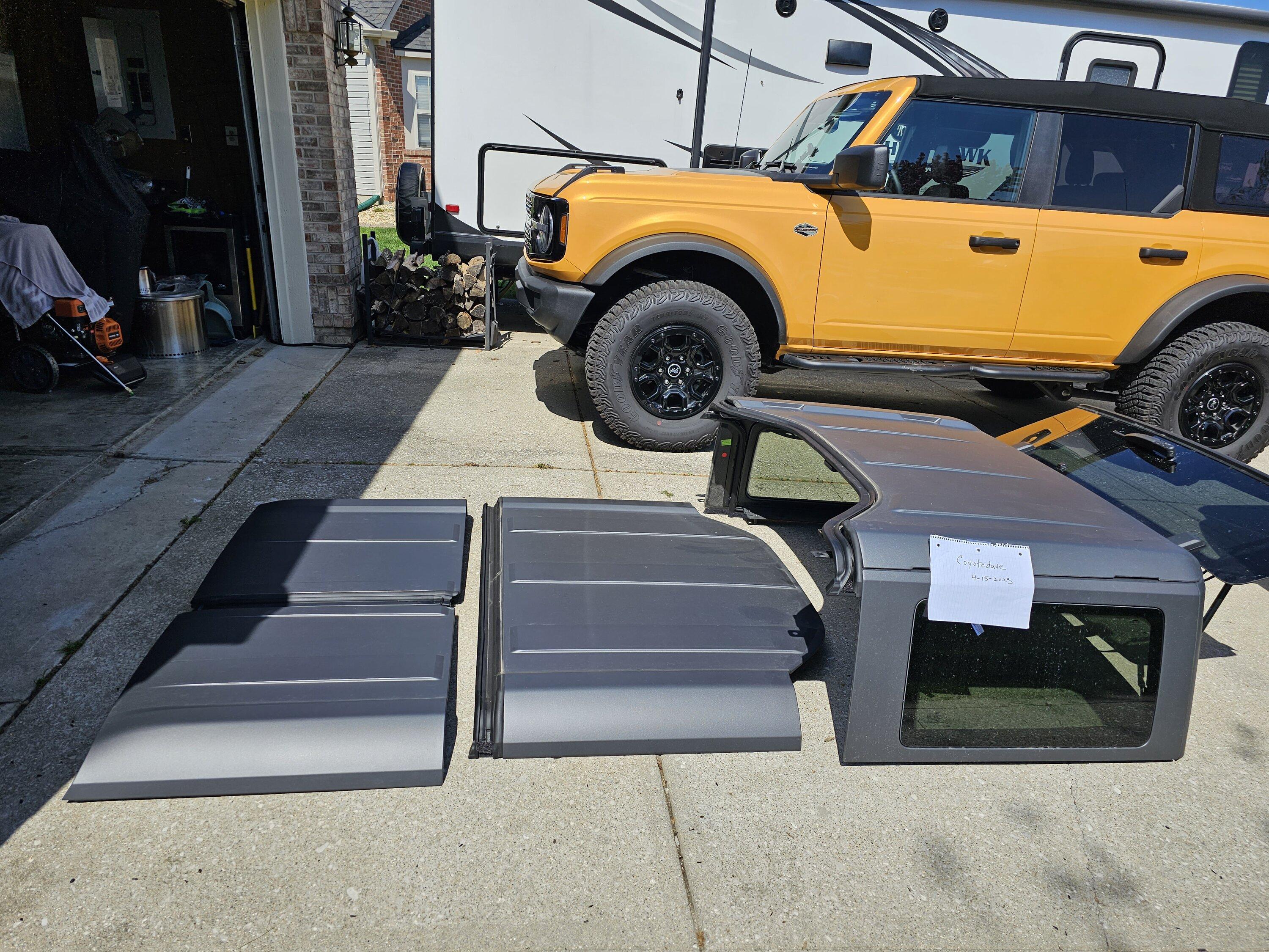 Ford Bronco 2022 Hard top for sale. 20230415_121739