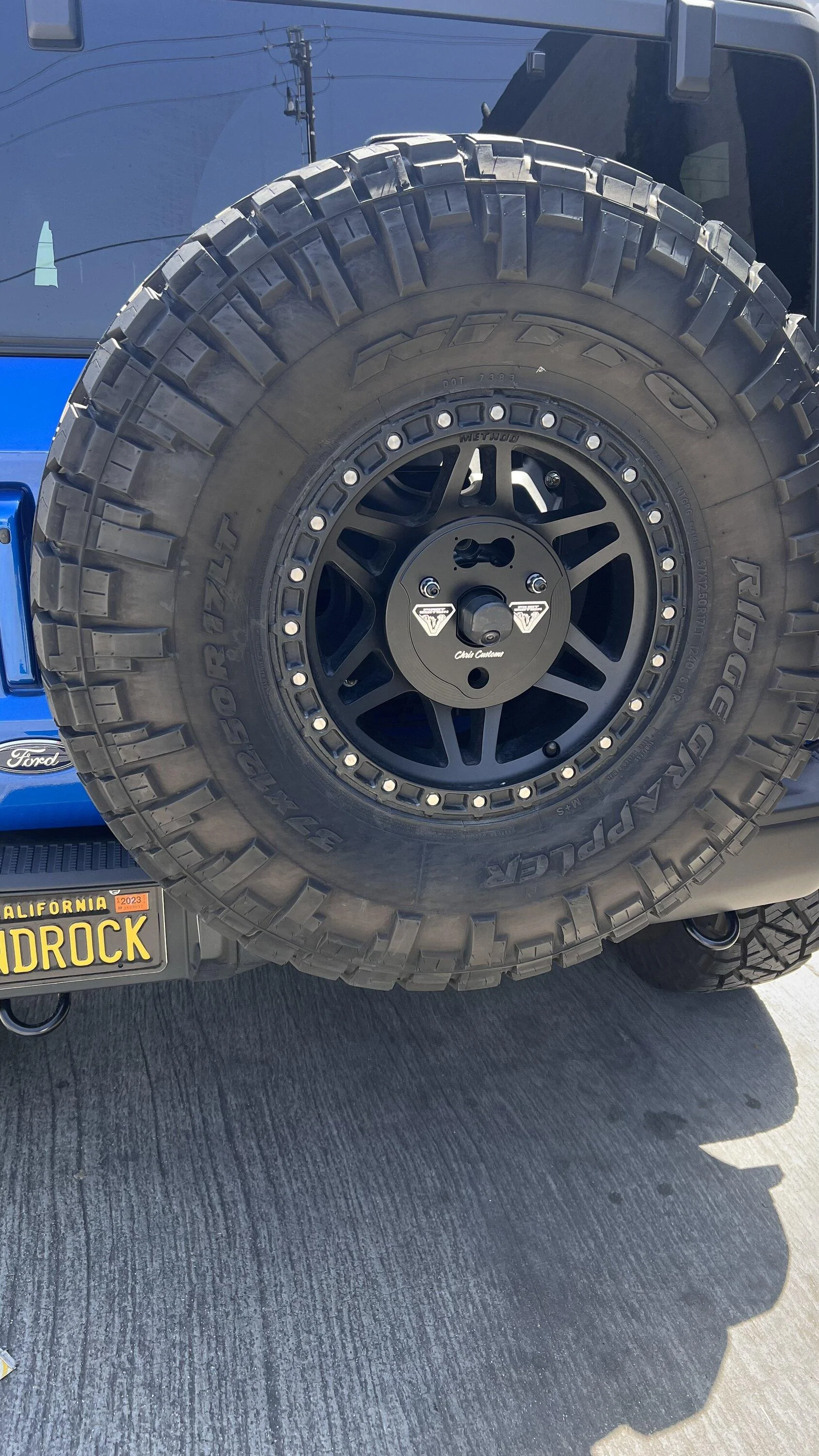 Ford Bronco Made another Baja Design S2 Chase Light Bracket 03931C0D-01B9-46DF-AE35-589A24589D99