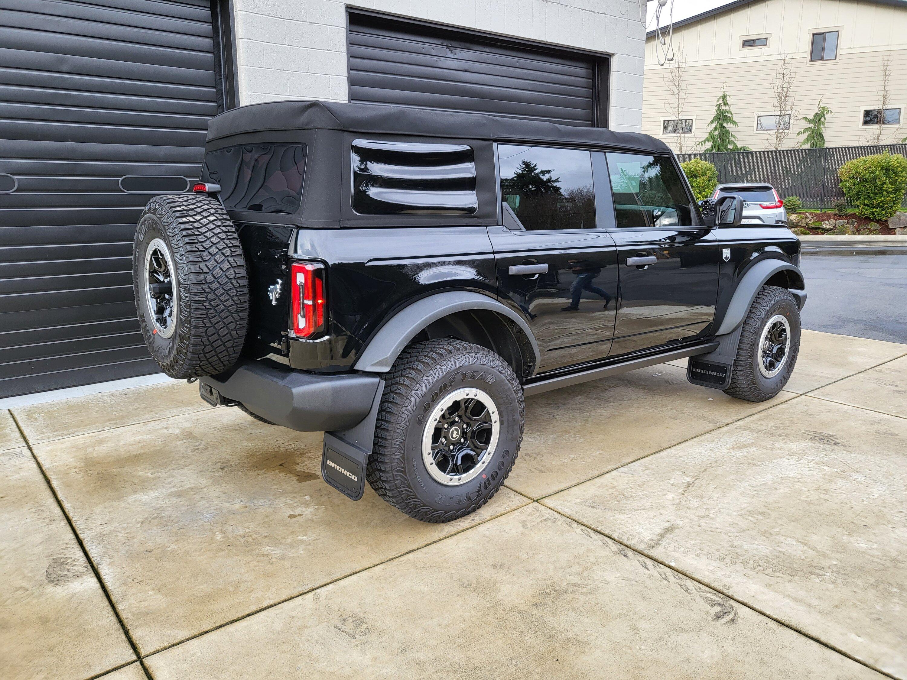 Ford Bronco Install Gatorback rear flap question 20220107_131045