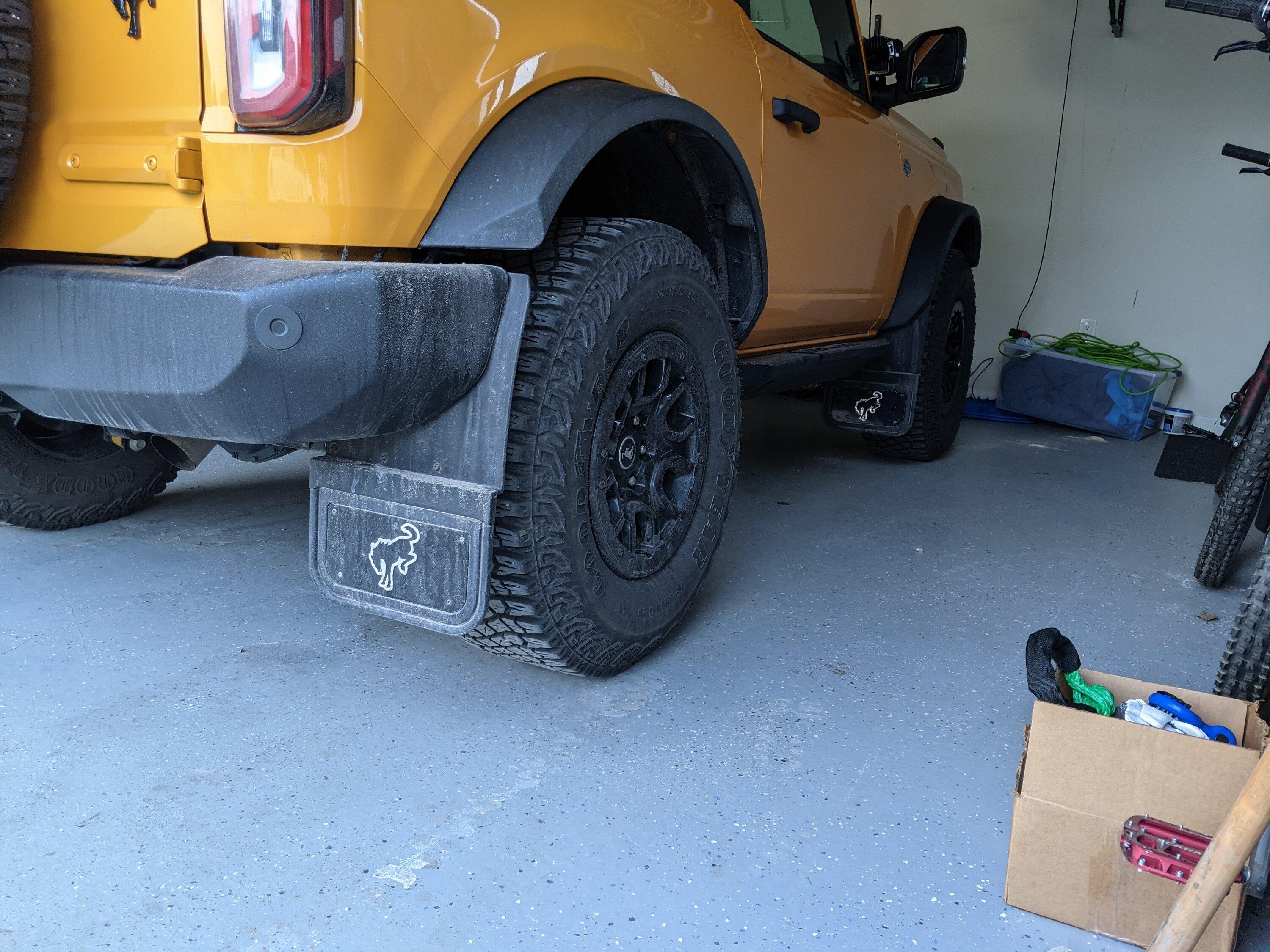 Ford Bronco Install Gatorback rear flap question PXL_20230416_015131133