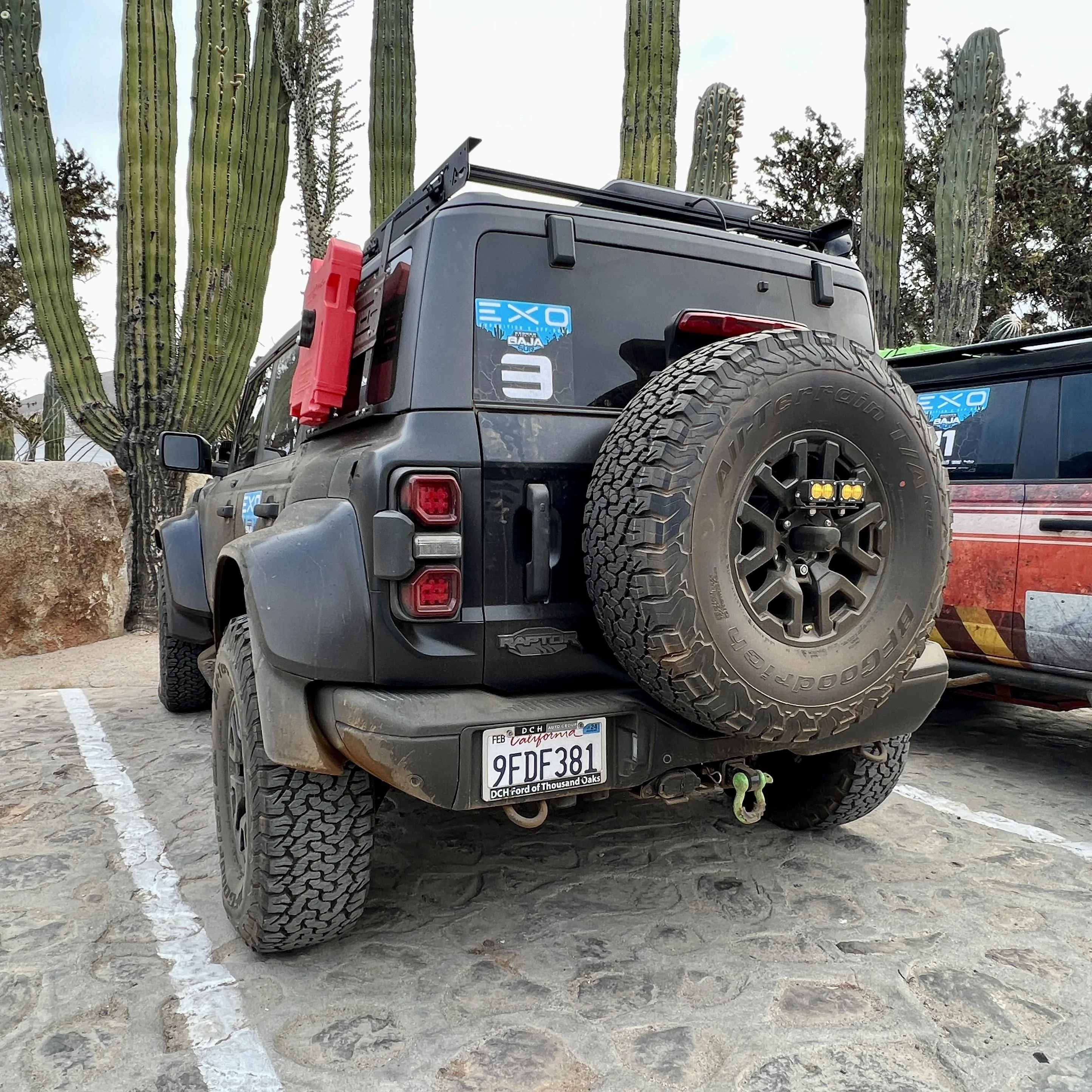 Ford Bronco NEW! Bronco Raptor ”UNI” Chase Light Mount by Fast Intentions 2CAABB42-104D-425F-A360-9A76FBD4FF37