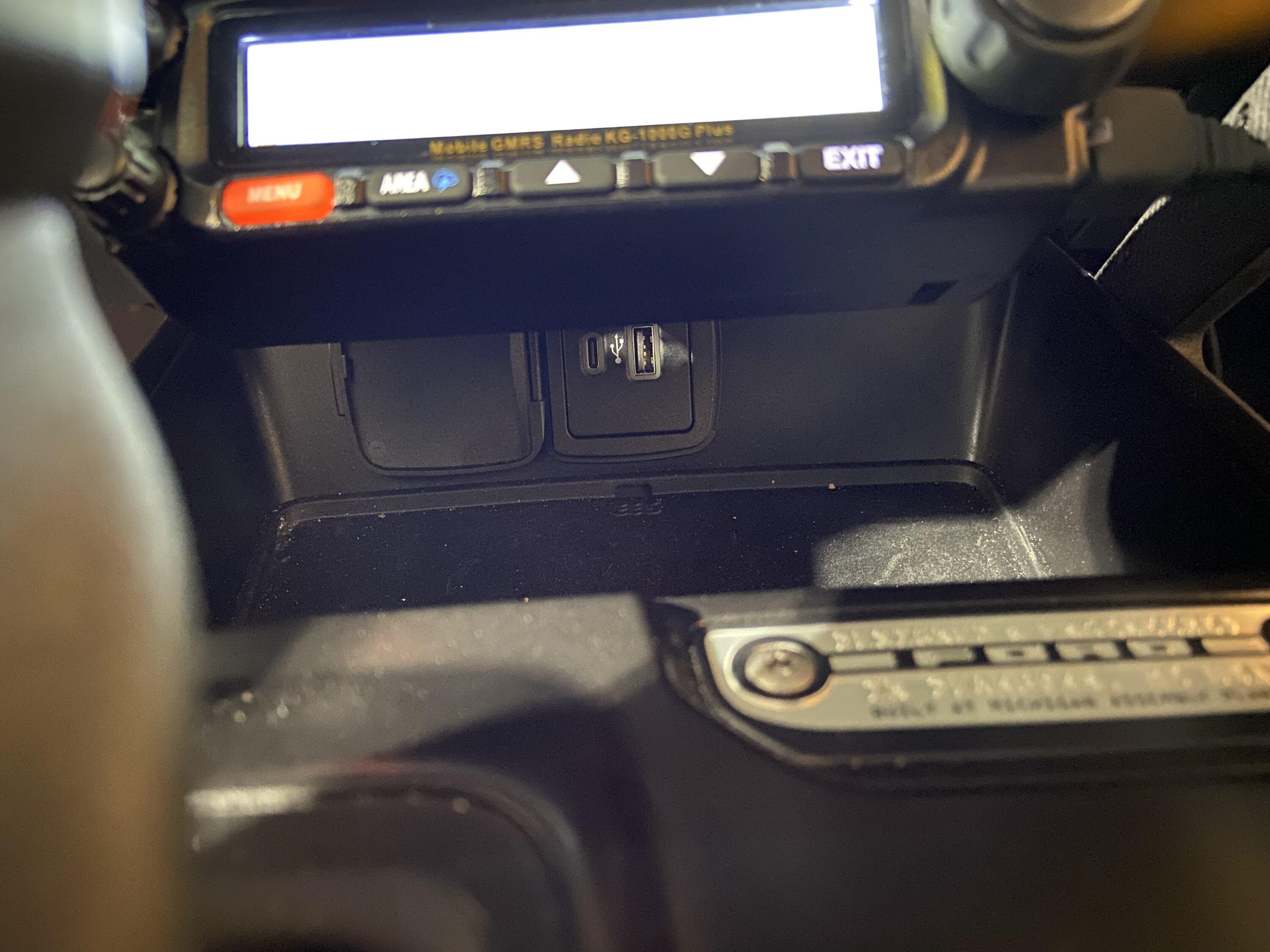 Ford Bronco Super Clean GMRS Radio Install! D9A2EDB5-0929-458B-8F81-5FCDC9104152