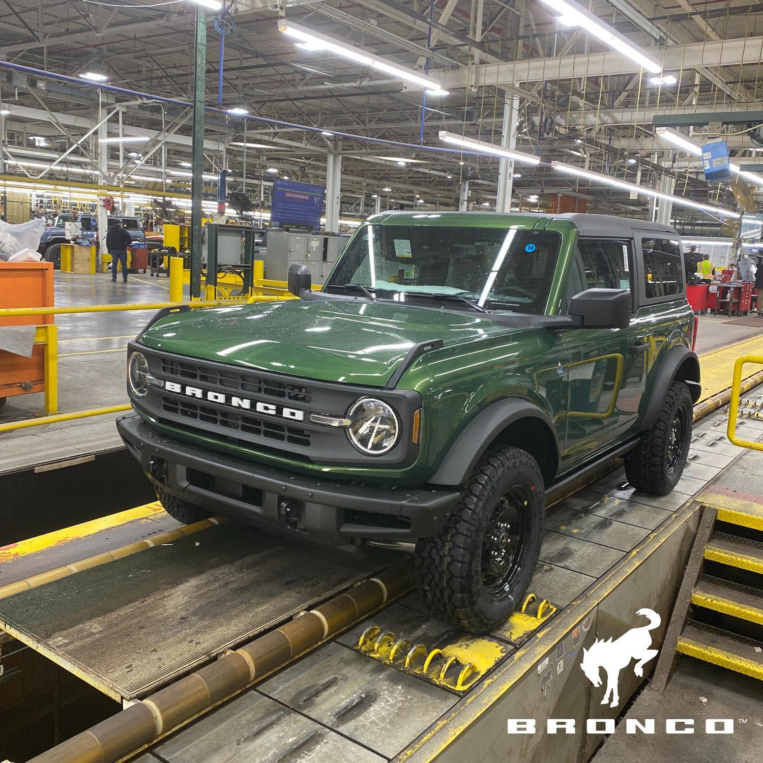 Ford Bronco 03/13/2023 Build Week DA8C31E3-1E4C-46F7-87F6-7BBCC9C79701