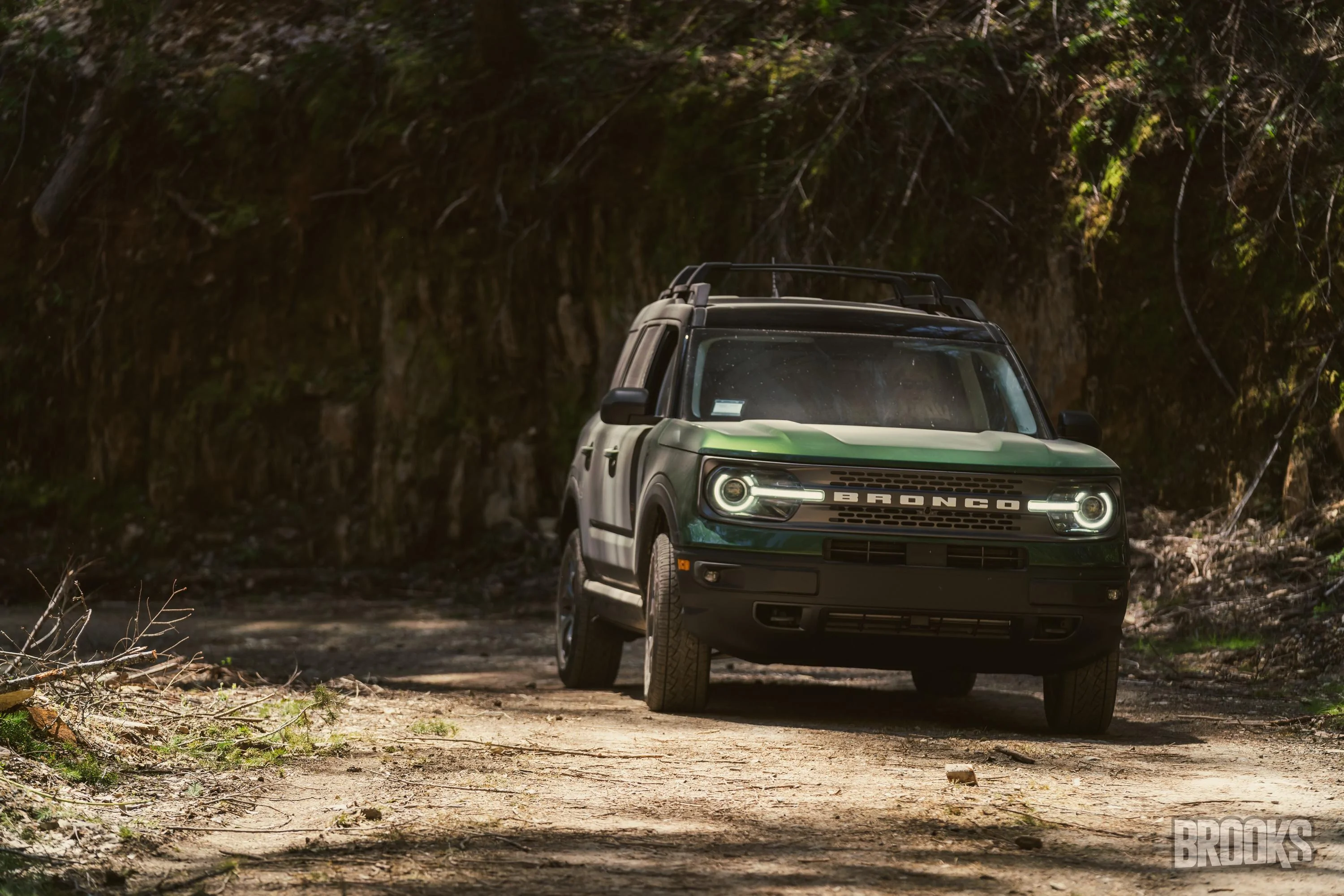 Ford Bronco One of the great things about being a Bronco owner isn't really even the Bronco itself.... but other owners and the community! MJB04832