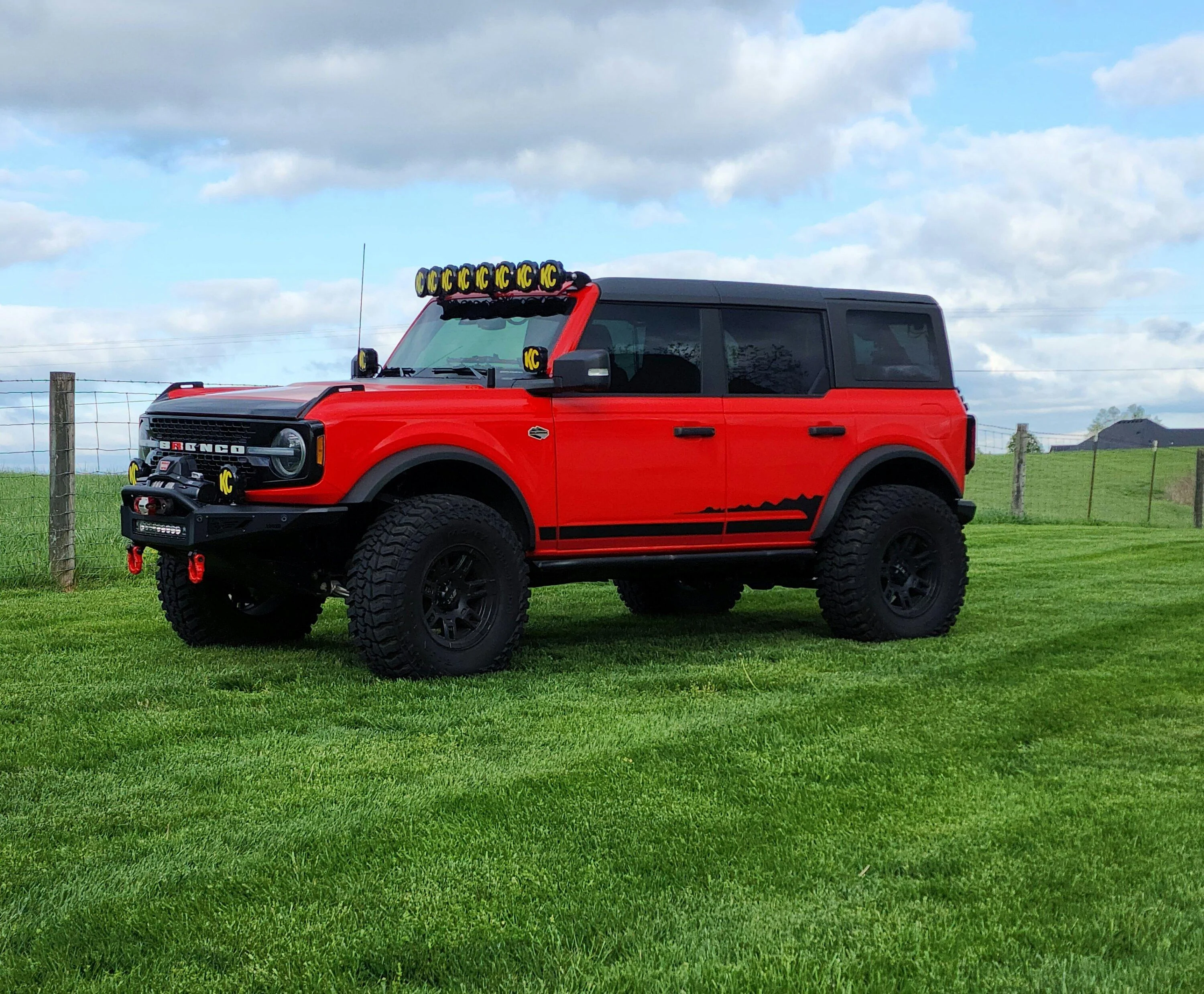 Ford Bronco 37x12.50r17 will not fit? 20230416_175359_copy_4500x3714