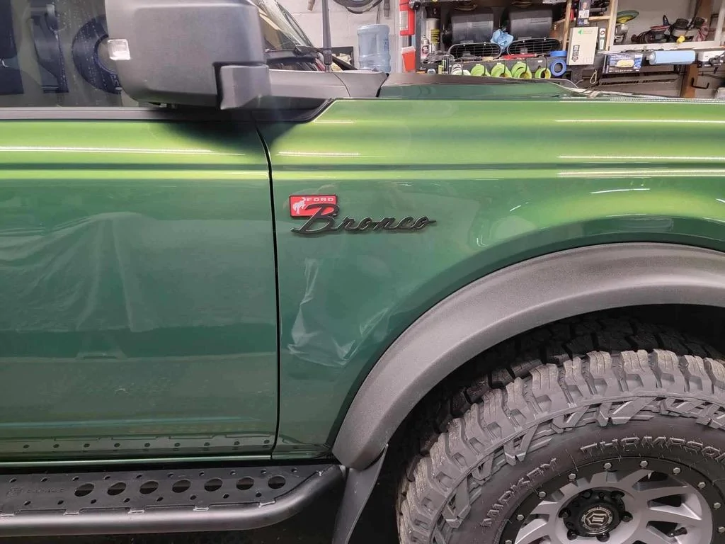 Ford Bronco AR | BRONCO CLASSIC DNA Fender Badge 3E25C88D-413B-416C-B2B3-9EB33A2AC731_1_105_c