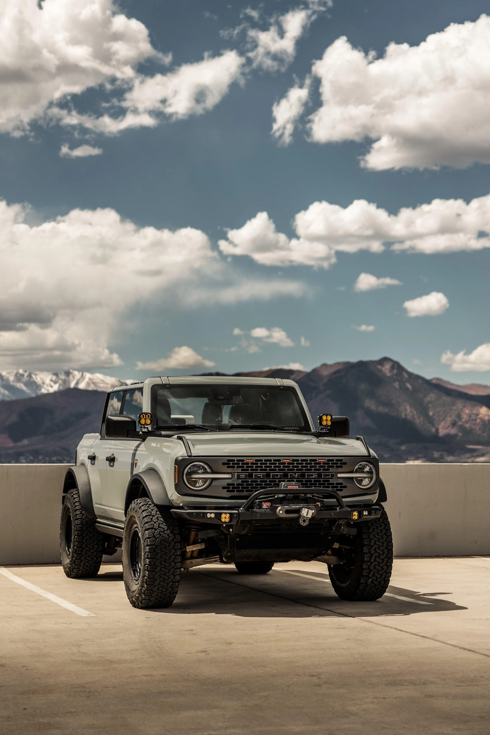 Ford Bronco CACTUS GRAY Bronco Club 222222