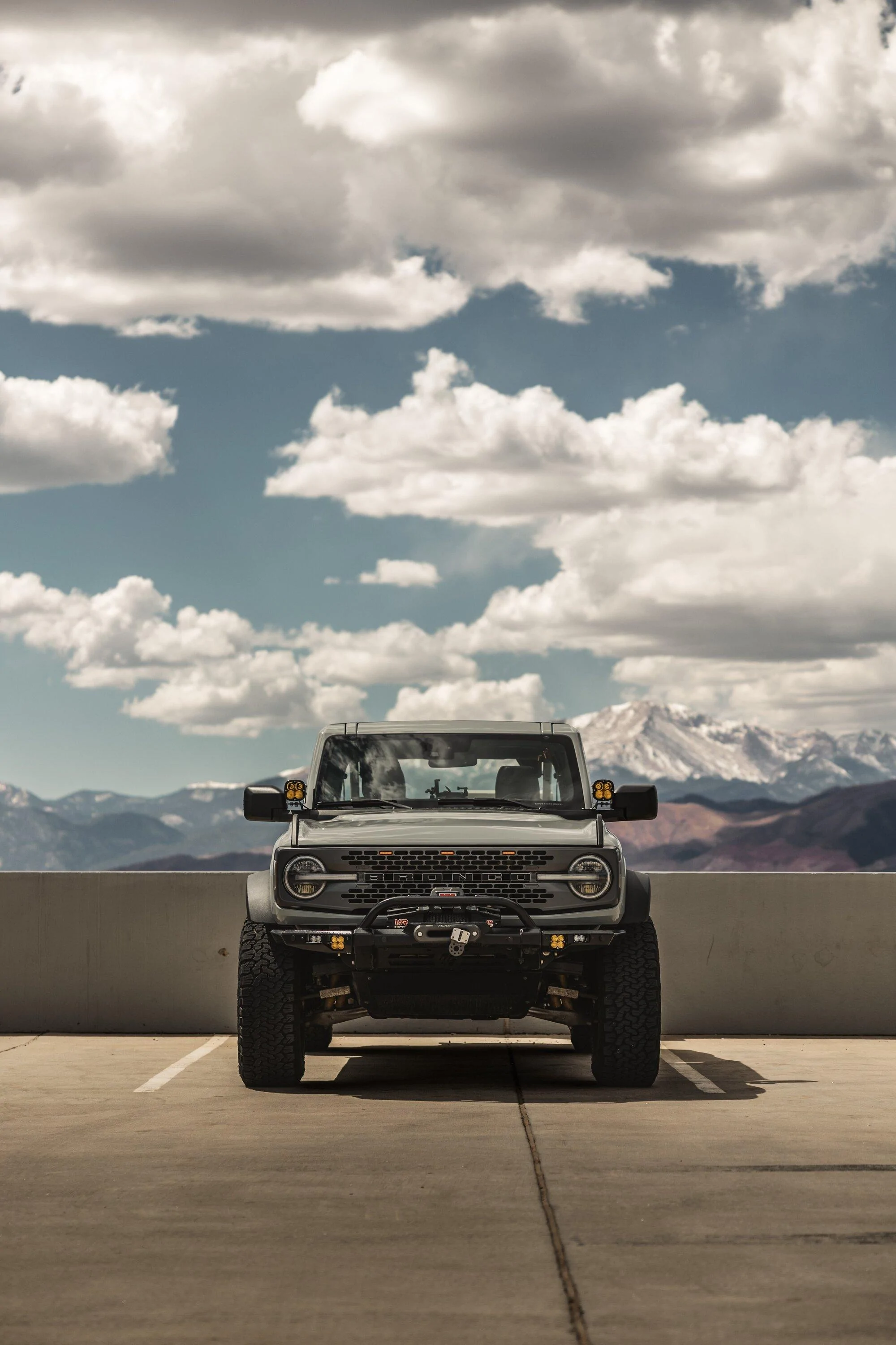 Ford Bronco CACTUS GRAY Bronco Club 2222
