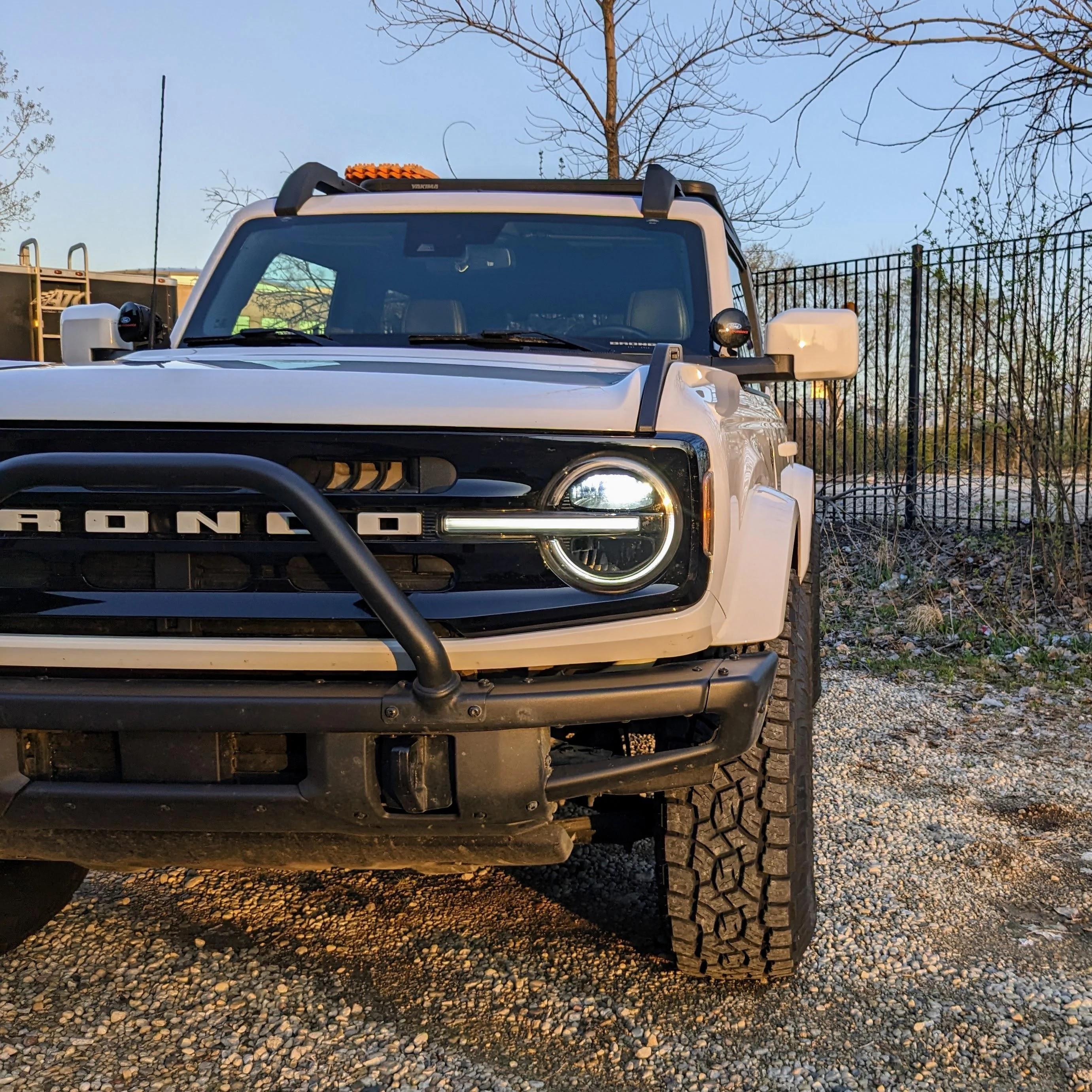 Ford Bronco I put Toyo 285/75r17 tires on a stock 2.7L Outer Banks with 3.73 diff - AMA method_703 (2)