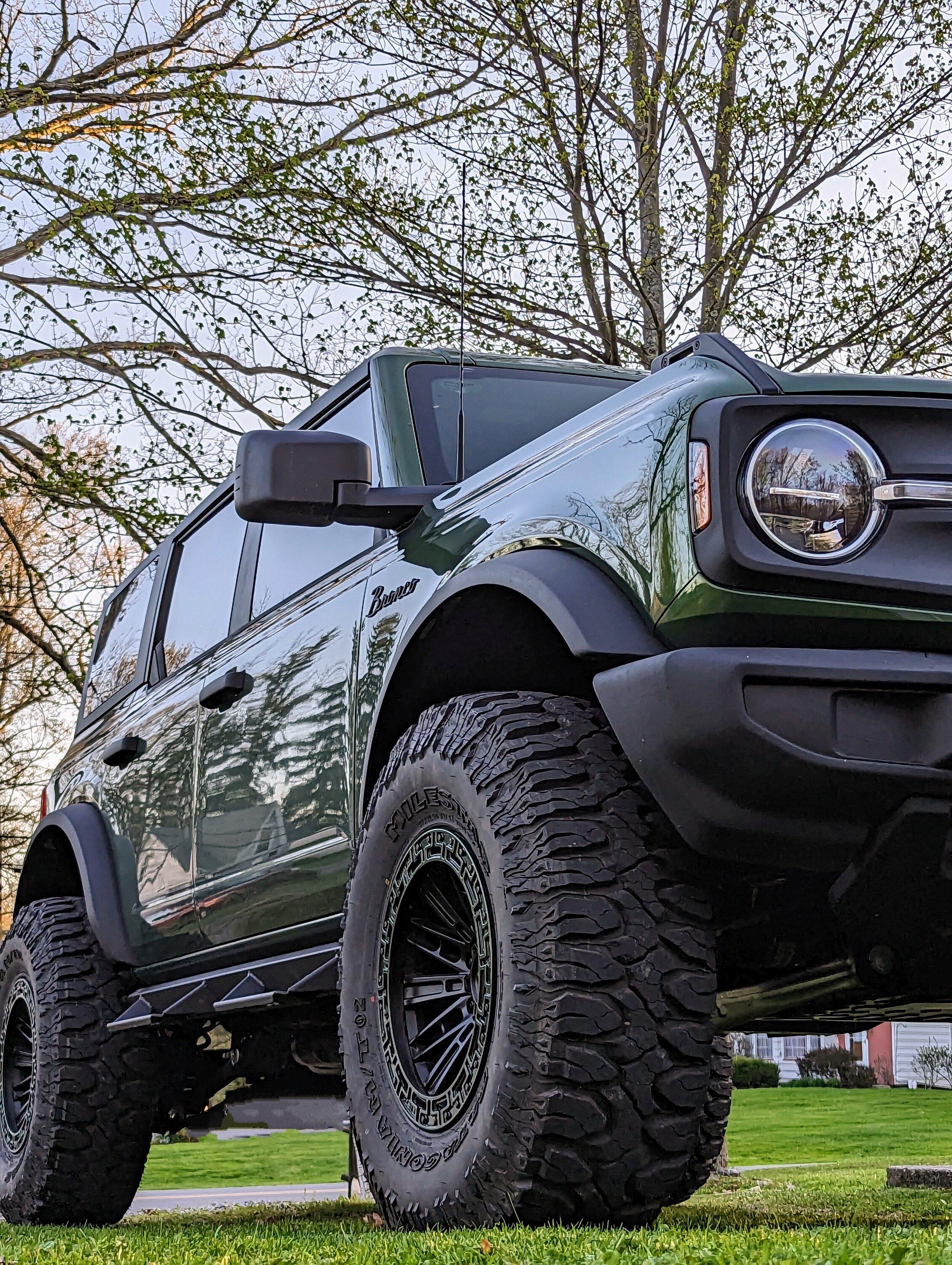 Ford Bronco ERUPTION GREEN Bronco Club PXL_20230419_232237787~2