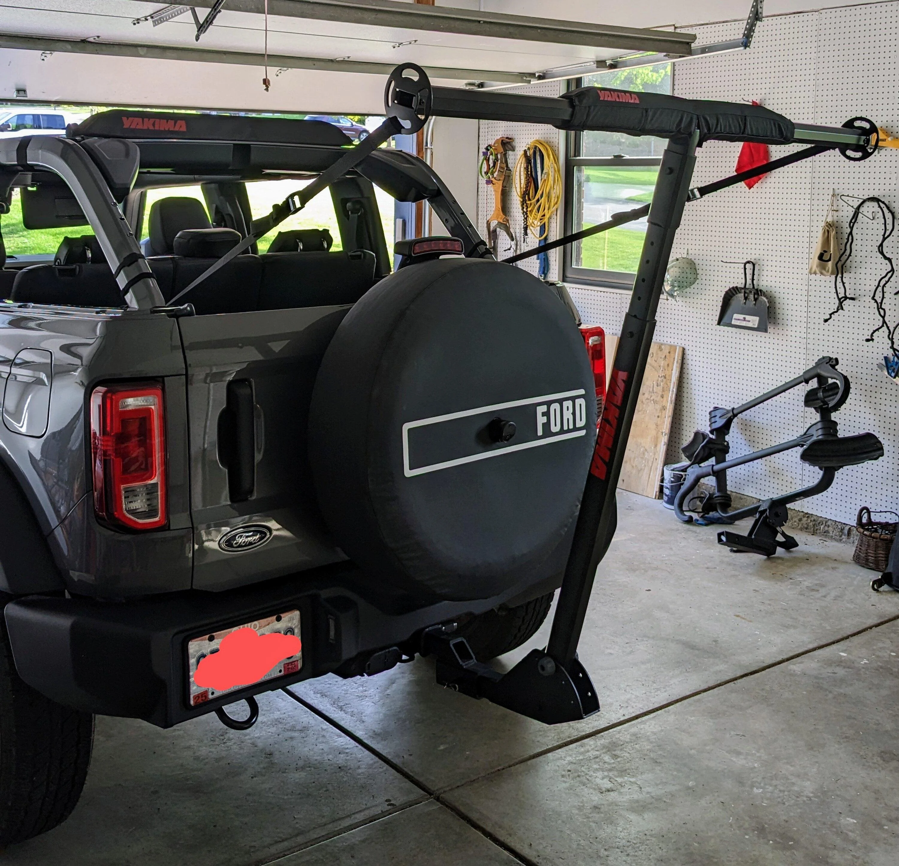 Ford Bronco Sirius Antenna Removal? PXL_20230419_212924022~2