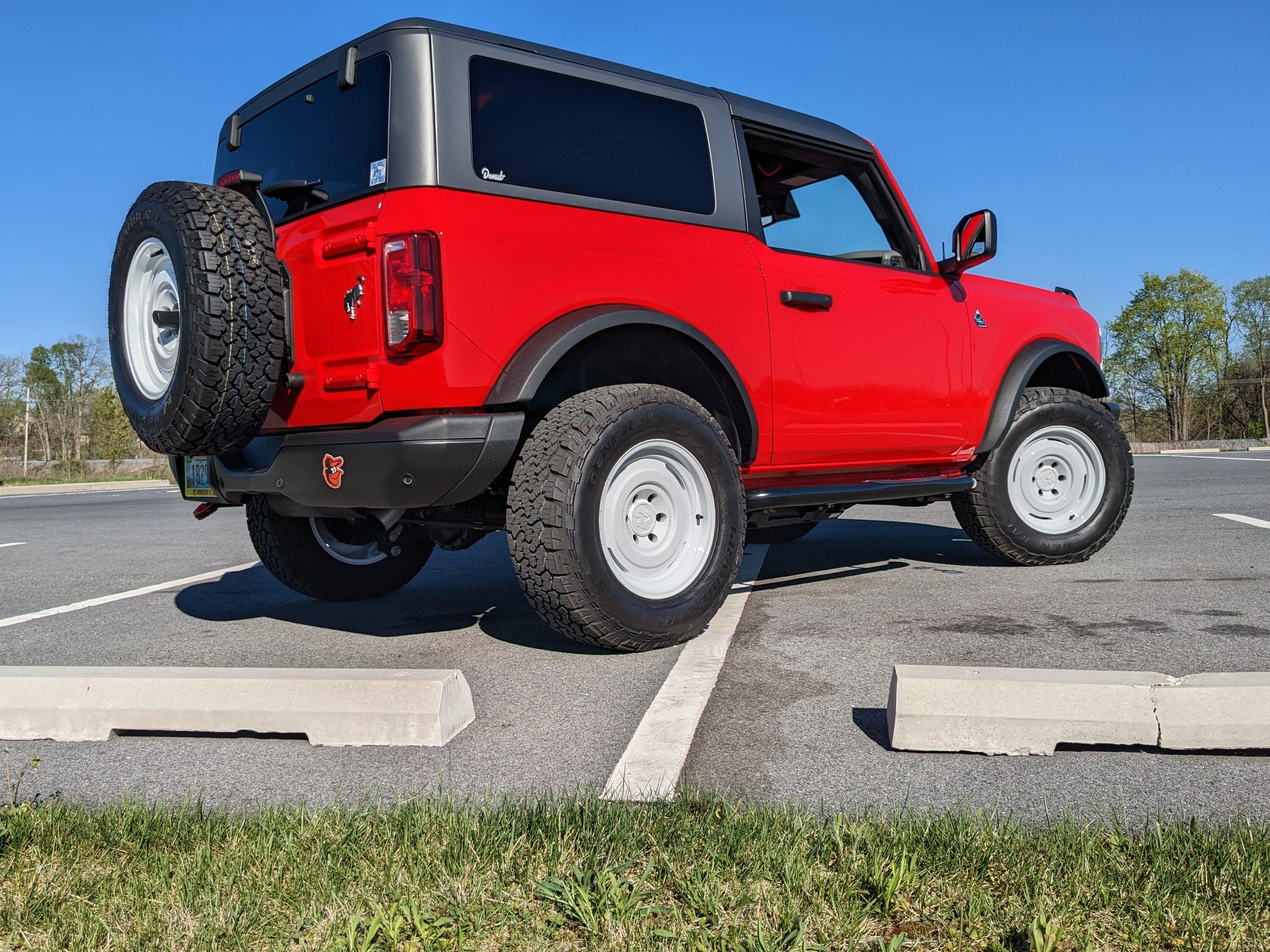 Ford Bronco White Wheels???? PXL_20230413_204307045