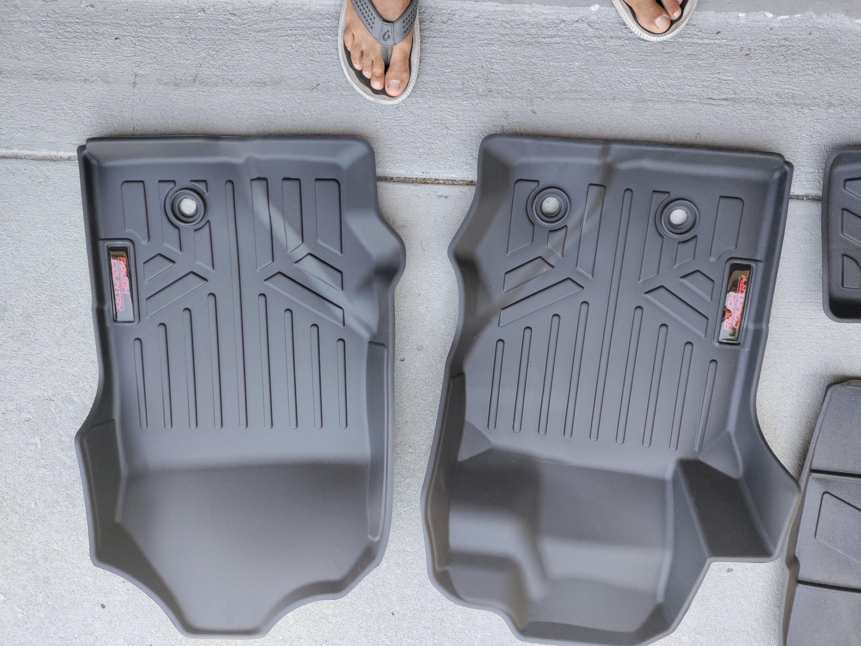 Ford Bronco New Rough Country floor mats IMG_20230420_125354