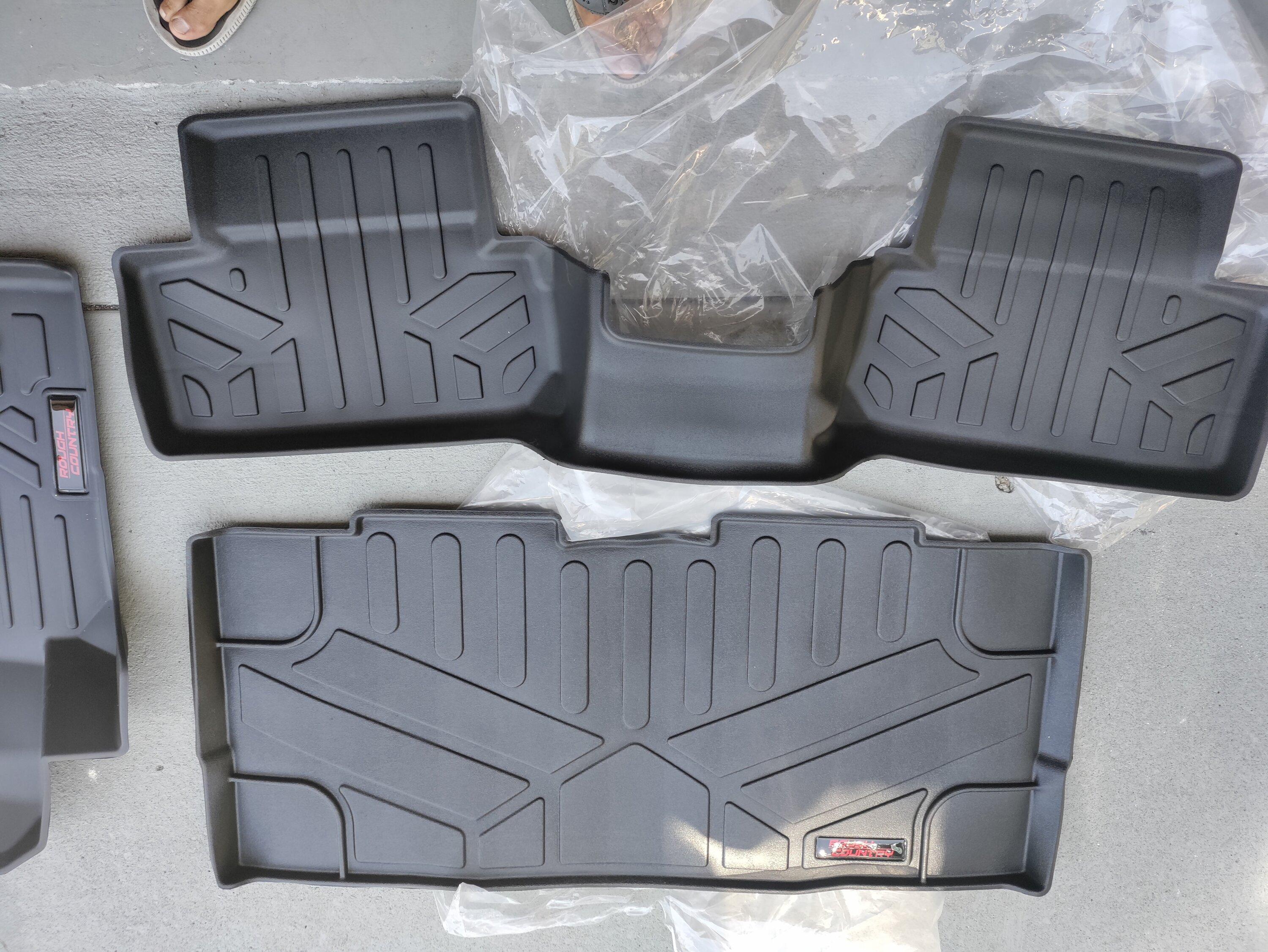 Ford Bronco New Rough Country floor mats IMG_20230420_125359