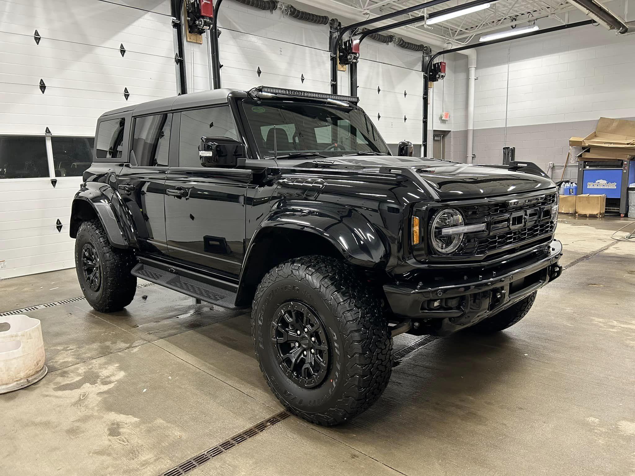 Ford Bronco SHADOW BLACK Bronco RAPTOR Photos Thread -painted-flares-grille-bumpers-light-bar-photo-