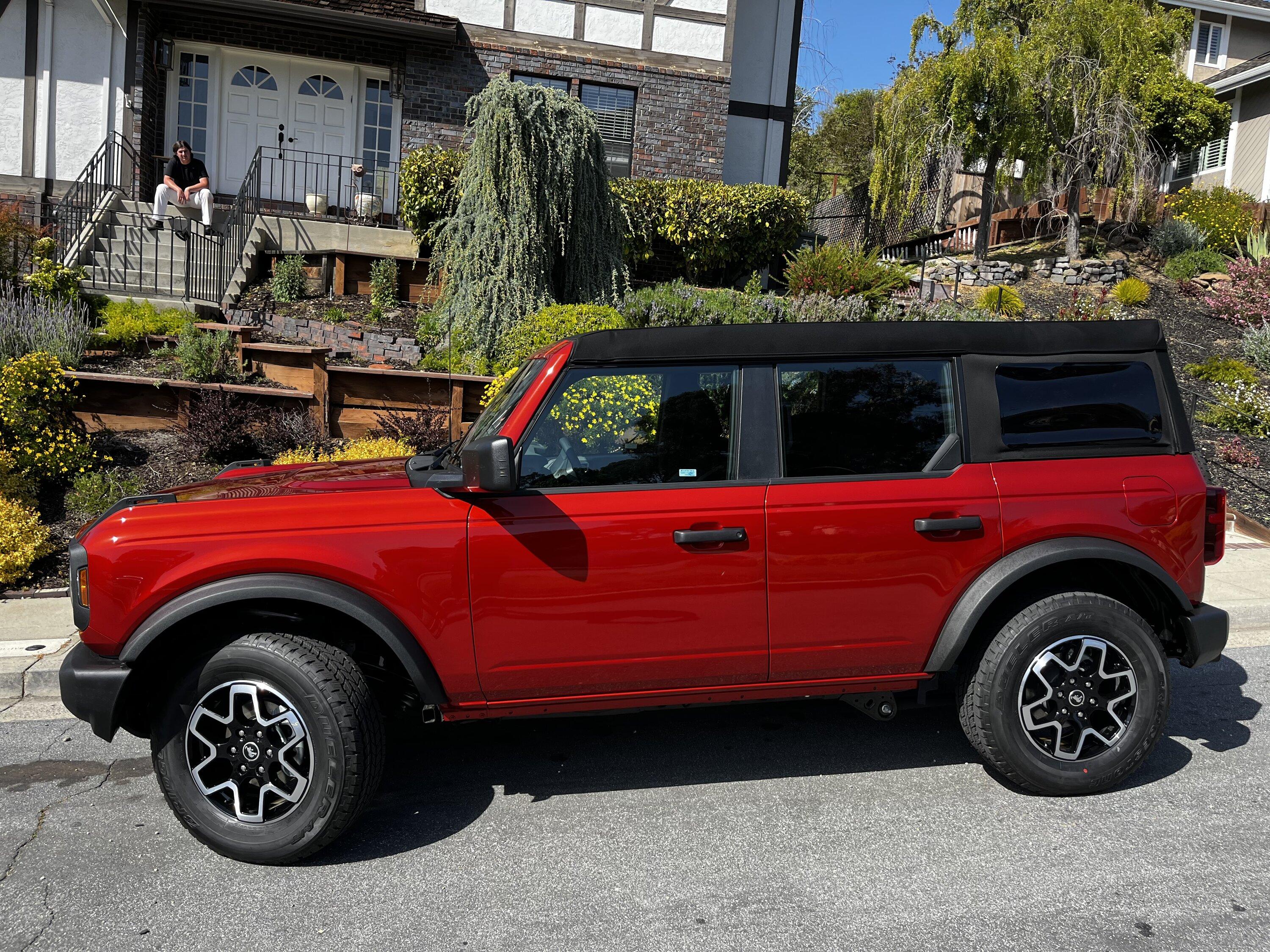 Ford Bronco Is this the correct brackets for Rock Rail? IMG_0699