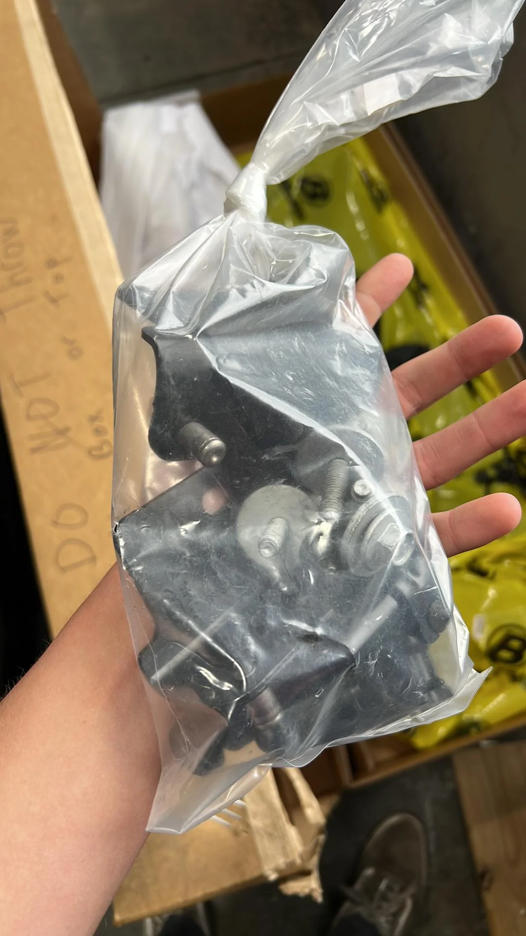 Ford Bronco Soft Top <--> Hard Top Swap : Tips & Lessons Learned - UPDATED 341268028_183589697890168_7325168208472495478_n