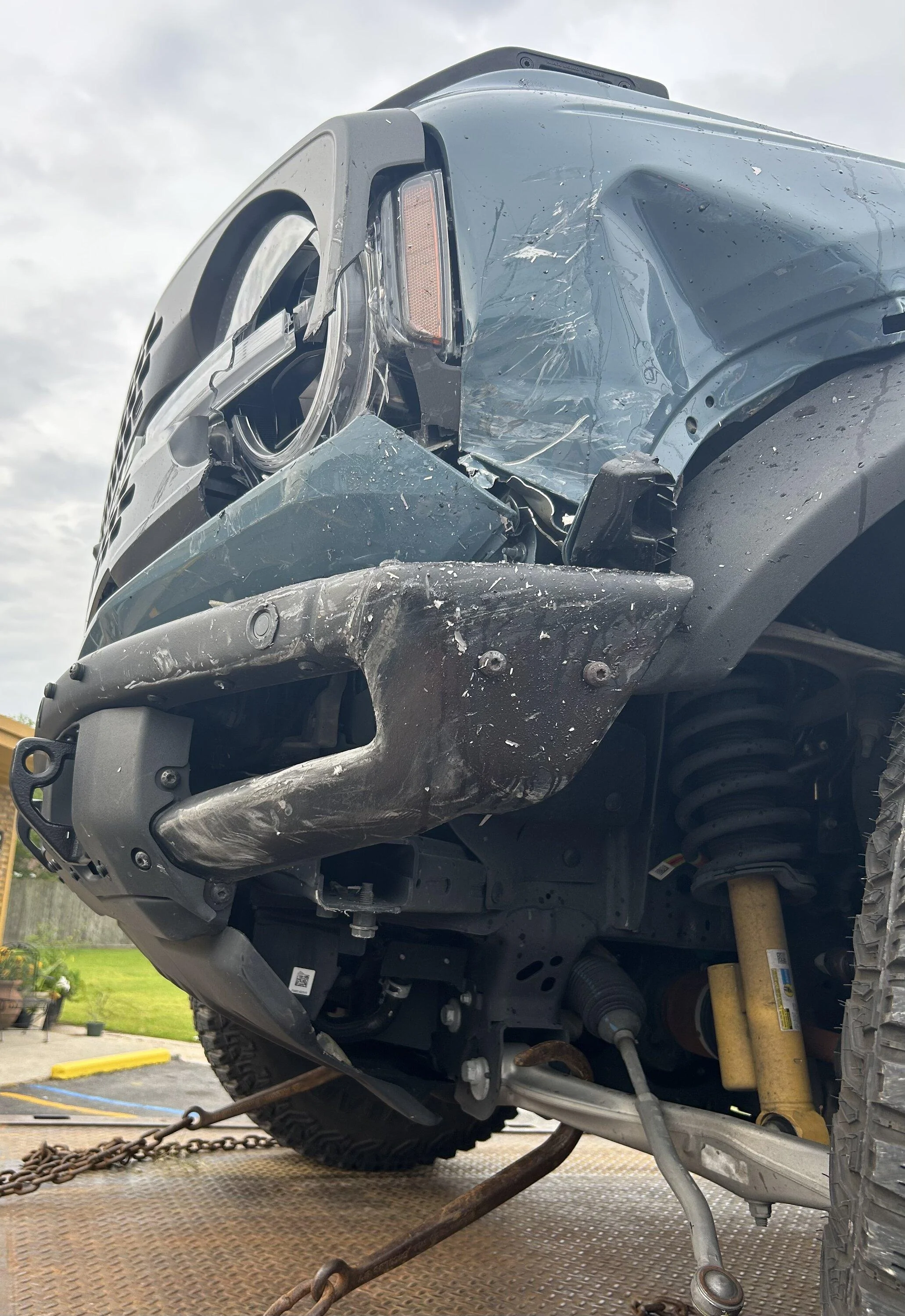 Ford Bronco 2021 Badlands Sasquatch took a hit... totaled? 84E18913-5D18-405E-9005-83A867A55F01