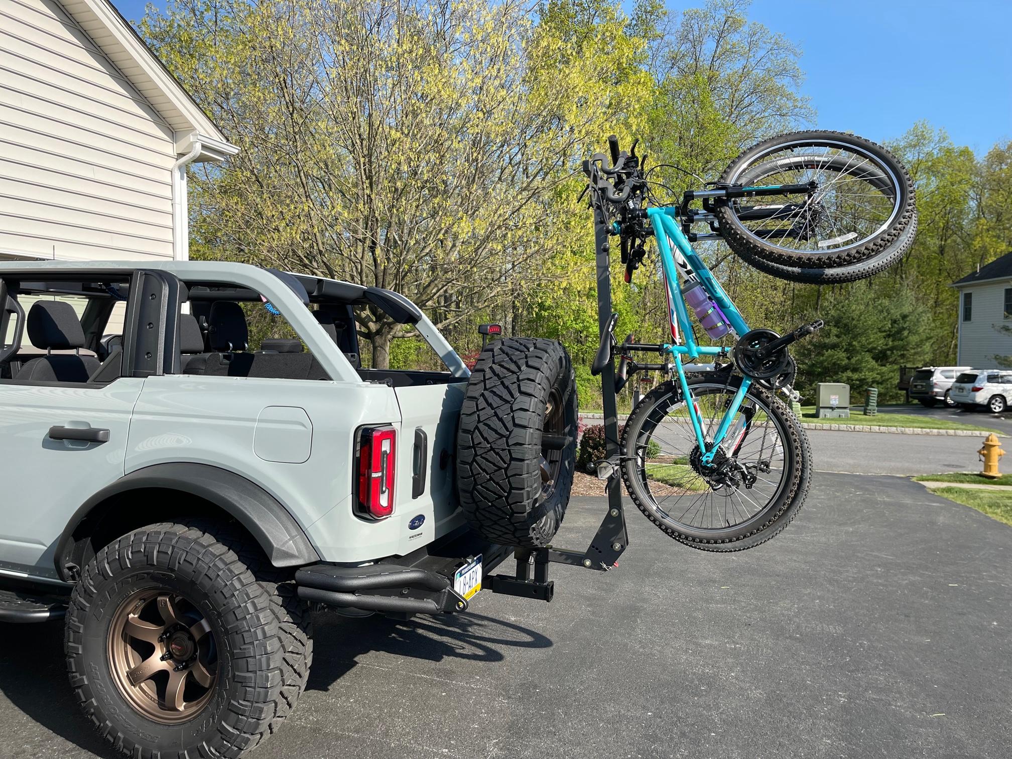 Ford Bronco Lolo Racks Bike Rack - Works great! IMG_6927