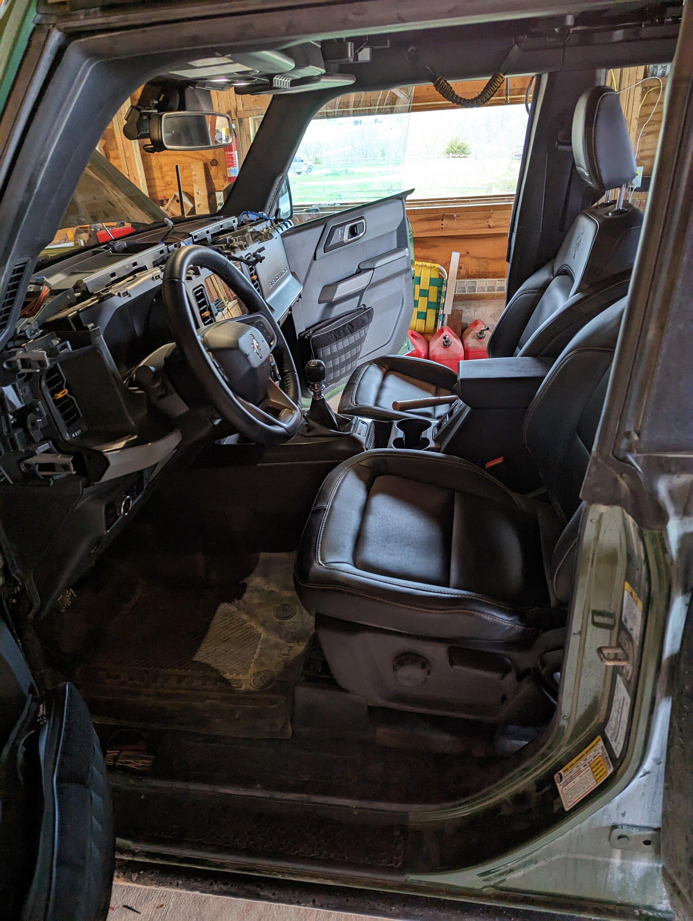 Ford Bronco Stereo Overhaul - Mild Documentation PXL_20230420_180100638