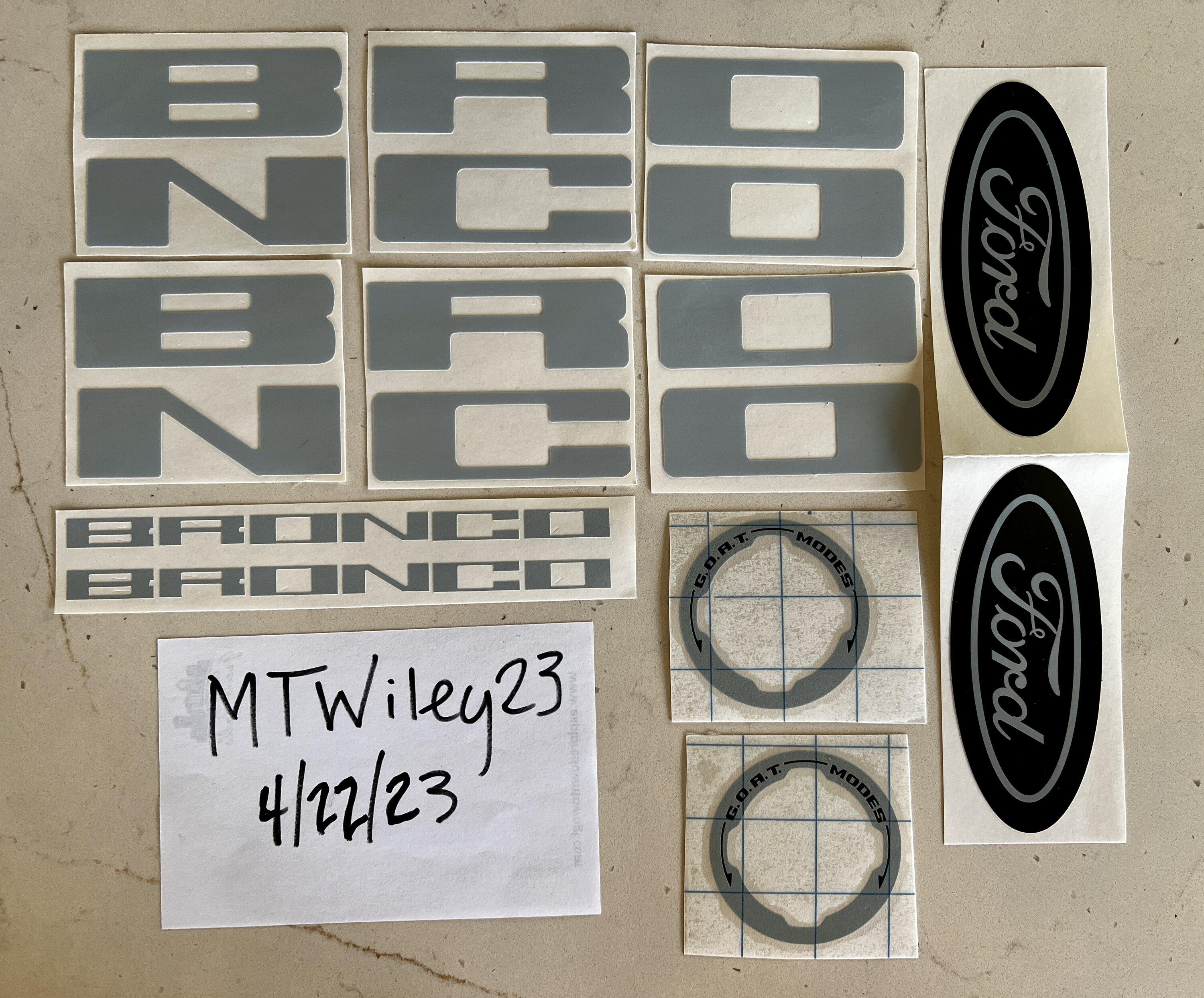 Ford Bronco FS - Vinyl Decal Kit Cactus Grey CEAAB373-79DC-49BC-B902-0223CC59F86E