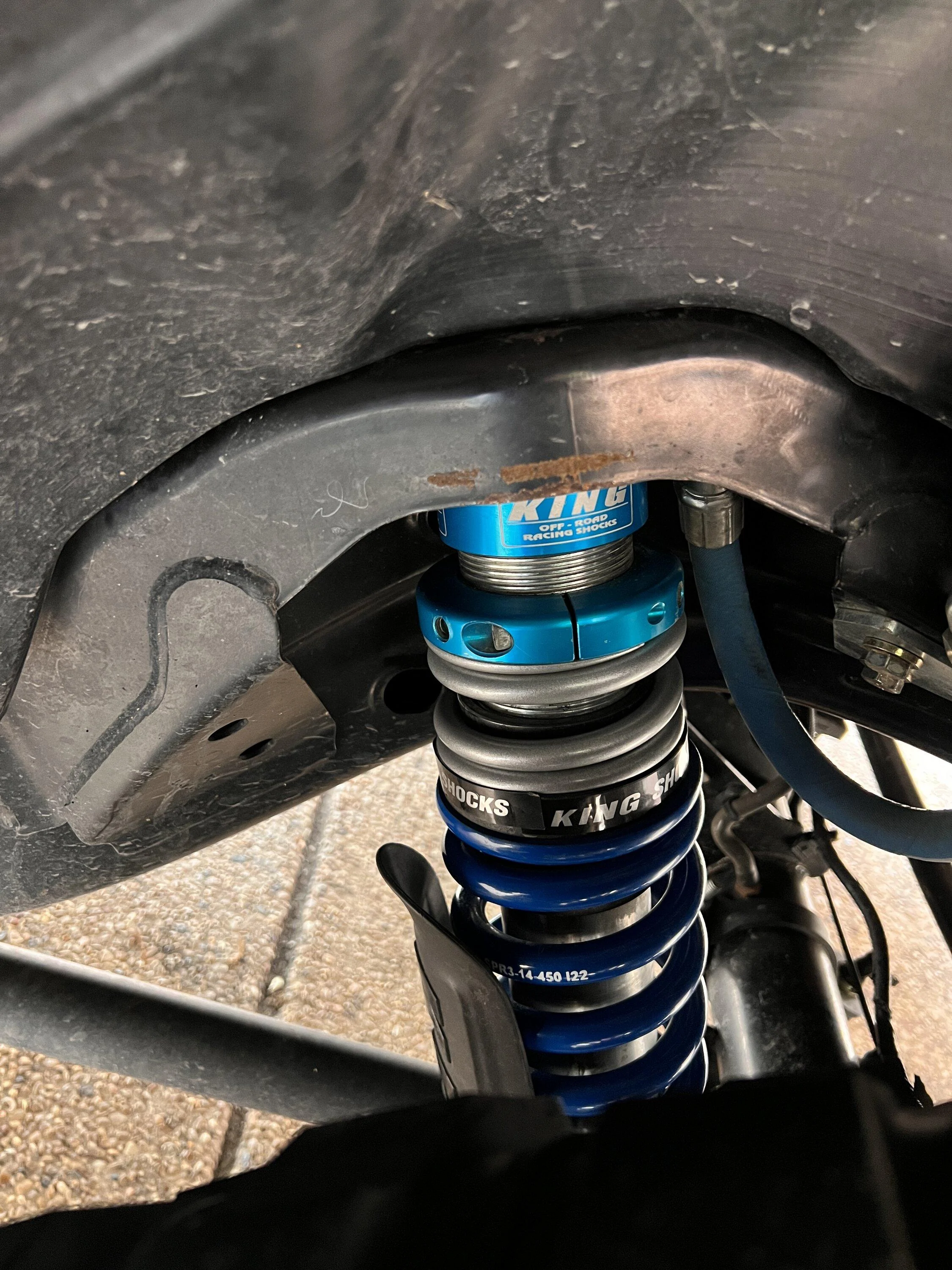 Ford Bronco Not sitting level after King shocks installed 9D1850CB-A7FD-4990-AC87-113488E45DF4