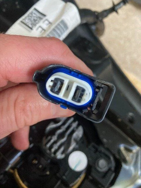 Ford Bronco Fog lights without aux switches pigtail 1