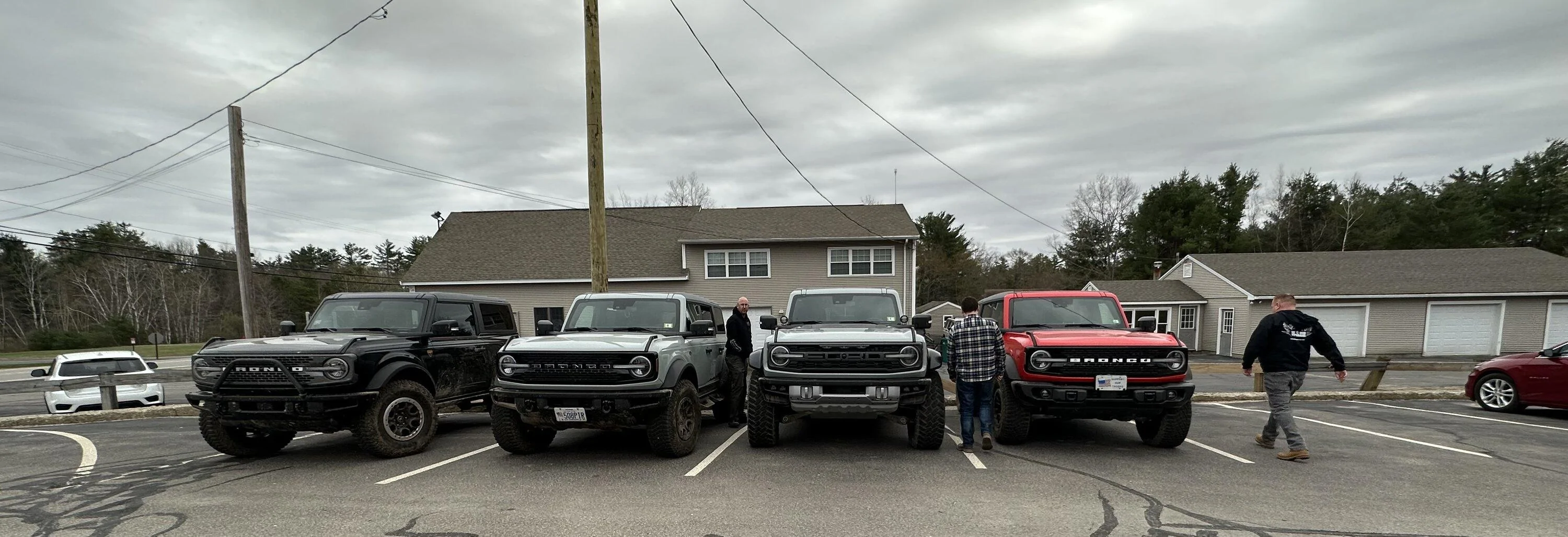 Ford Bronco Saturday group play date. IMG_5835