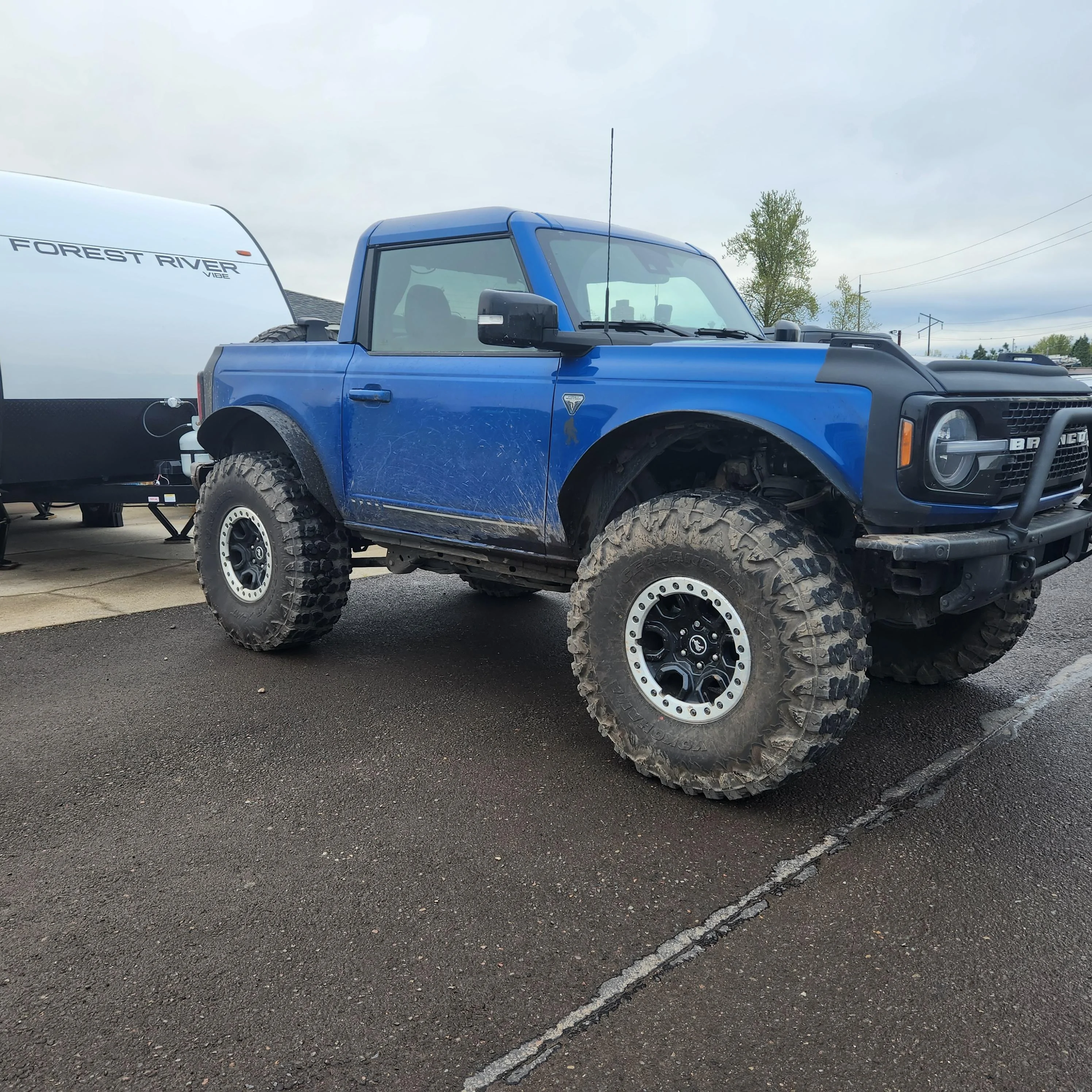 Ford Bronco Half Cab Pick-Up Bronco Build! 🪚 20230423_075014