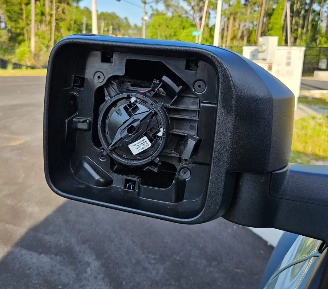 Ford Bronco Aftermarket mirror??? Screenshot_20230423_183146_Photos