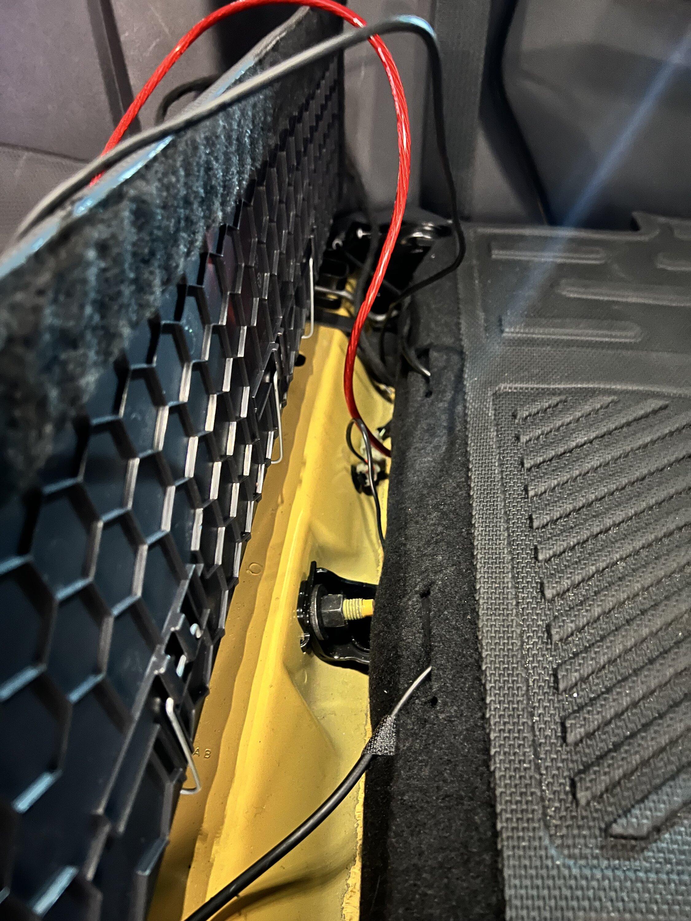Ford Bronco Mini Sub Install IMG_3700