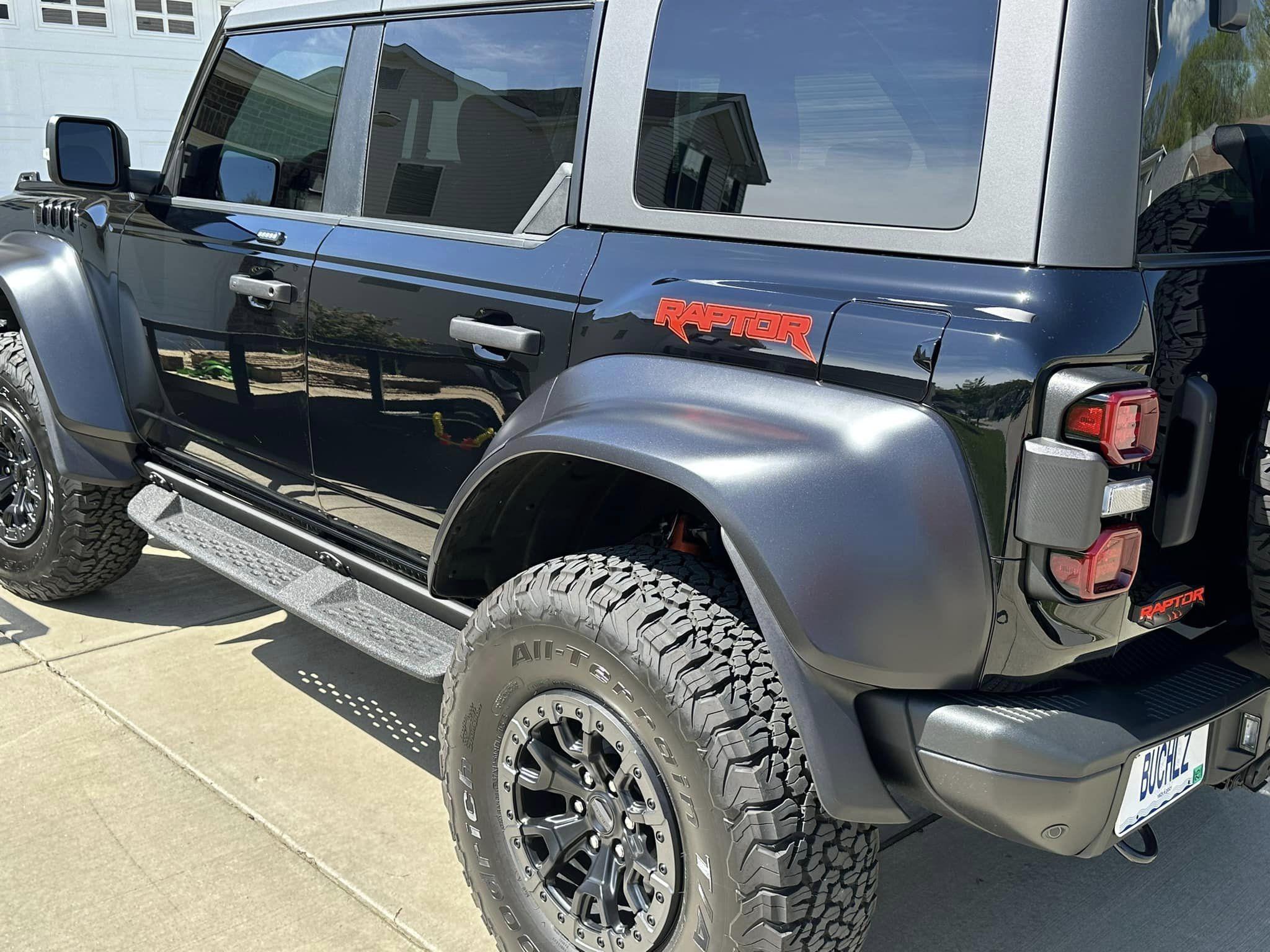 Ford Bronco SHADOW BLACK Bronco RAPTOR Photos Thread 342810463_754484962720711_2316152578033511265_n