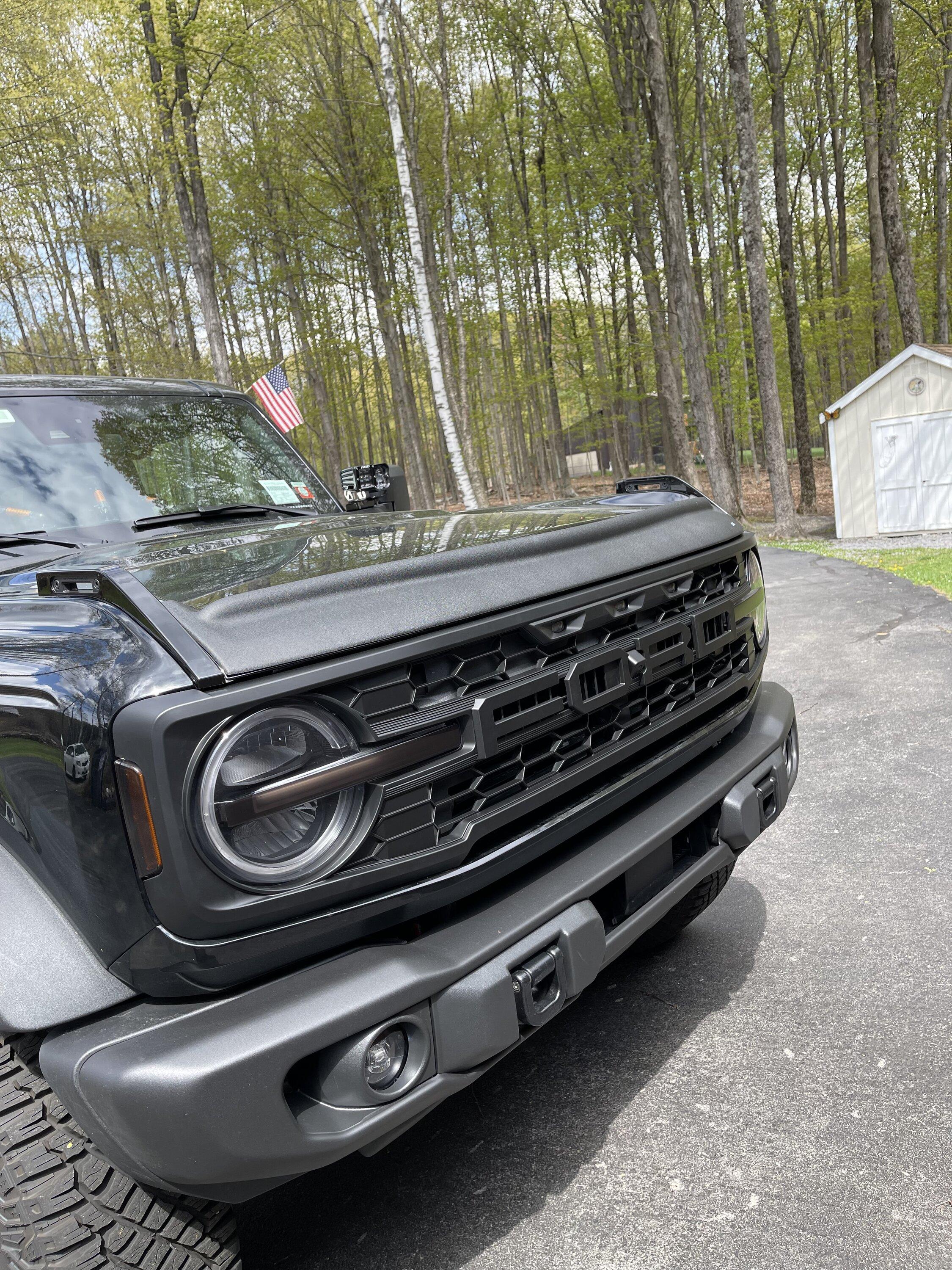 Ford Bronco Installed IAG I-Line Raptor Style Grille on 2023 BadSquatch IMG_4459