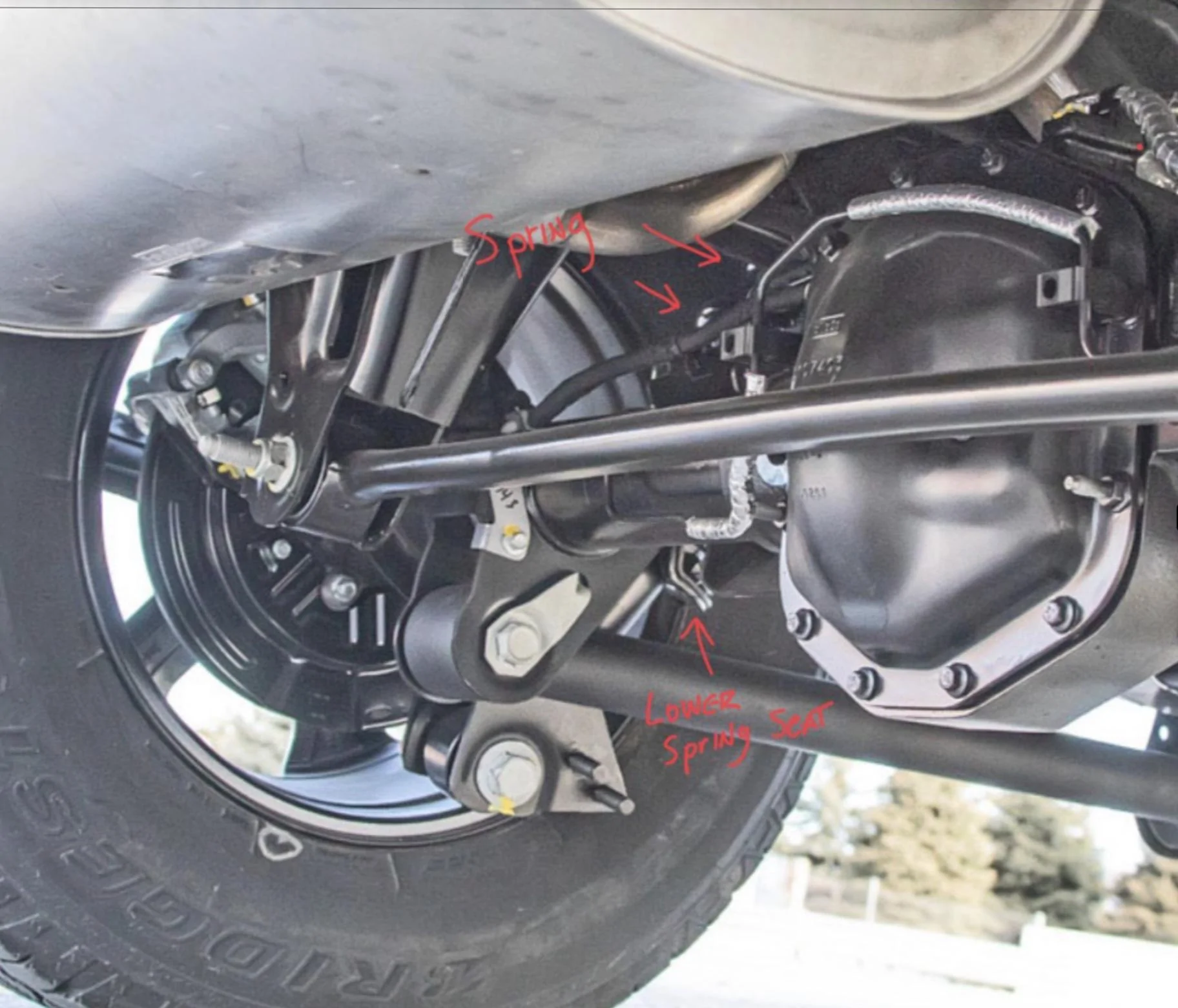 Ford Bronco Let's overanalyze the mule undercarriage DF2CB435-7919-4B17-BE1E-92D104561F11_1_201_a