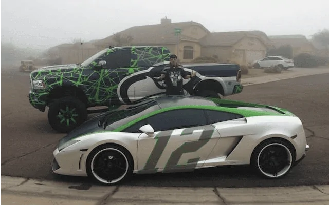 Ford Bronco NFL colors and your Bronco Lambo-truck-Seahawks-02-19-15[1]