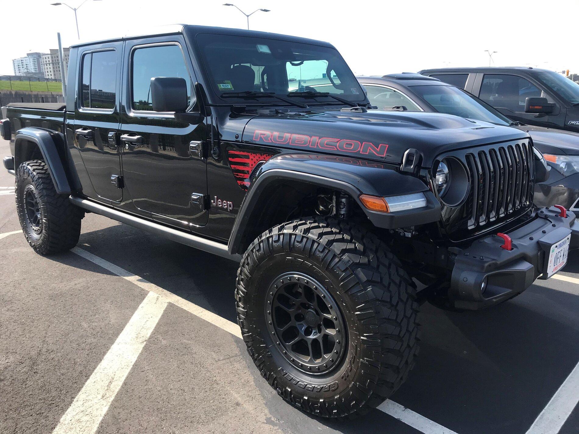 Ford Bronco APPLES (BRONCO) VS ORANGES (WRANGLER) Gladiator