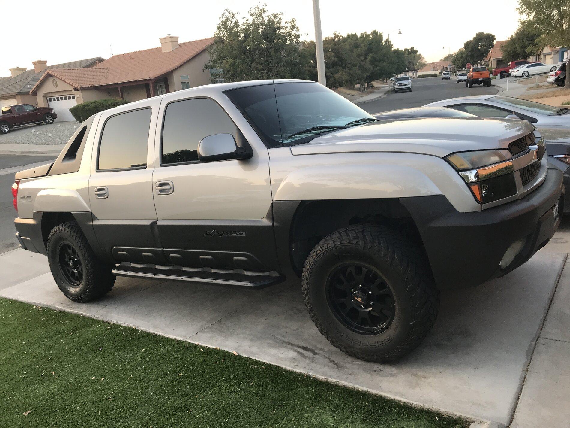 Ford Bronco Electric HUMMER EV vs. Bronco image