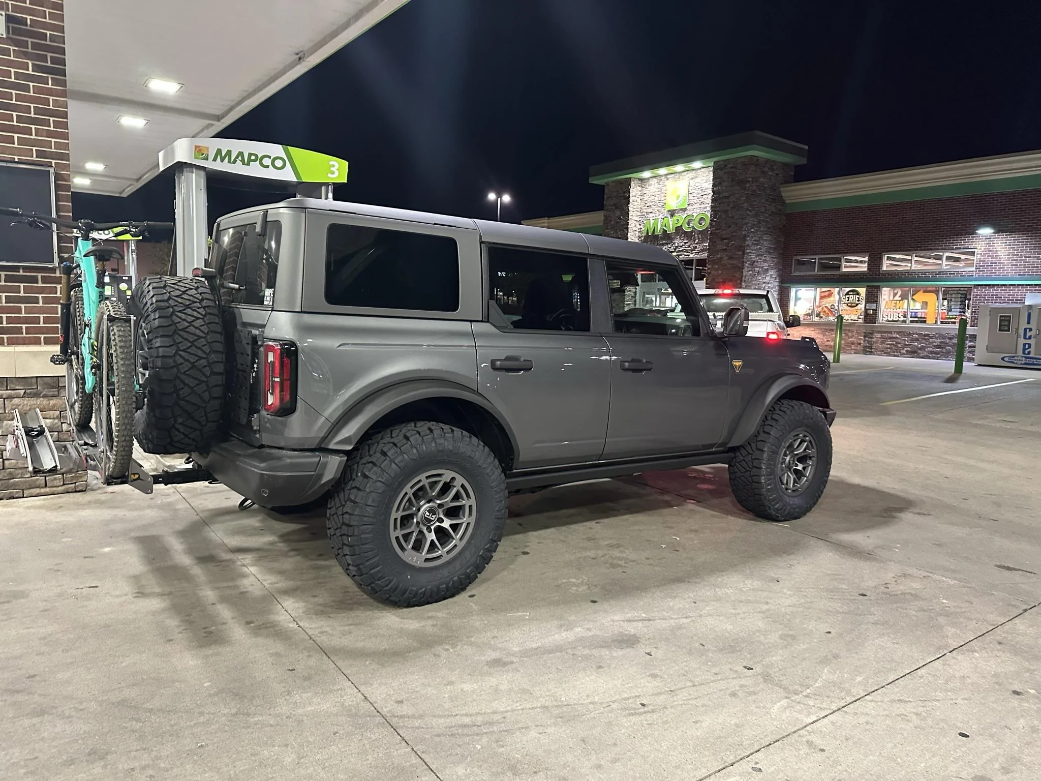 Ford Bronco Show us your installed wheel / tire upgrades here! (Pics) IMG_6512